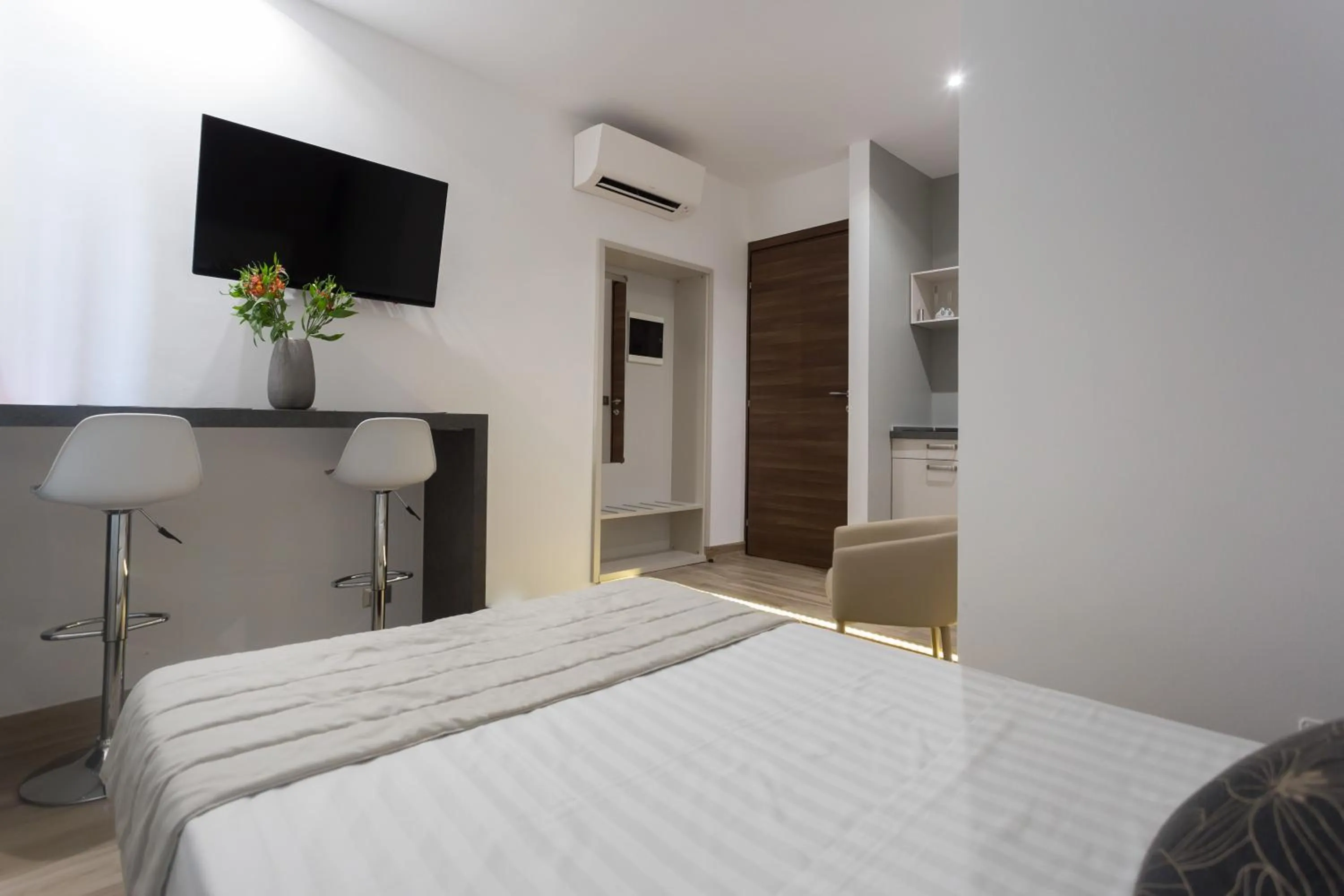 TV and multimedia, Bed in ApartHotel Durini