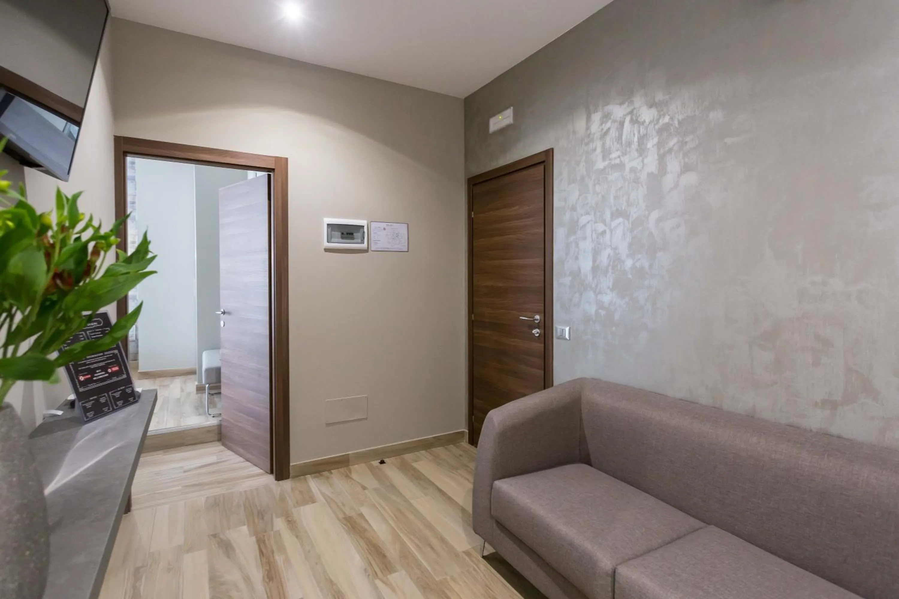 TV and multimedia in ApartHotel Durini