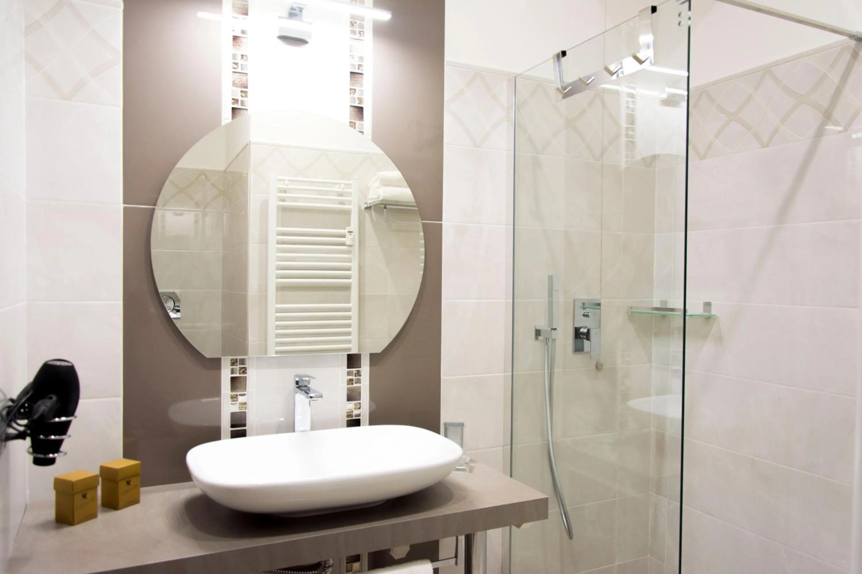 Shower in ApartHotel Durini