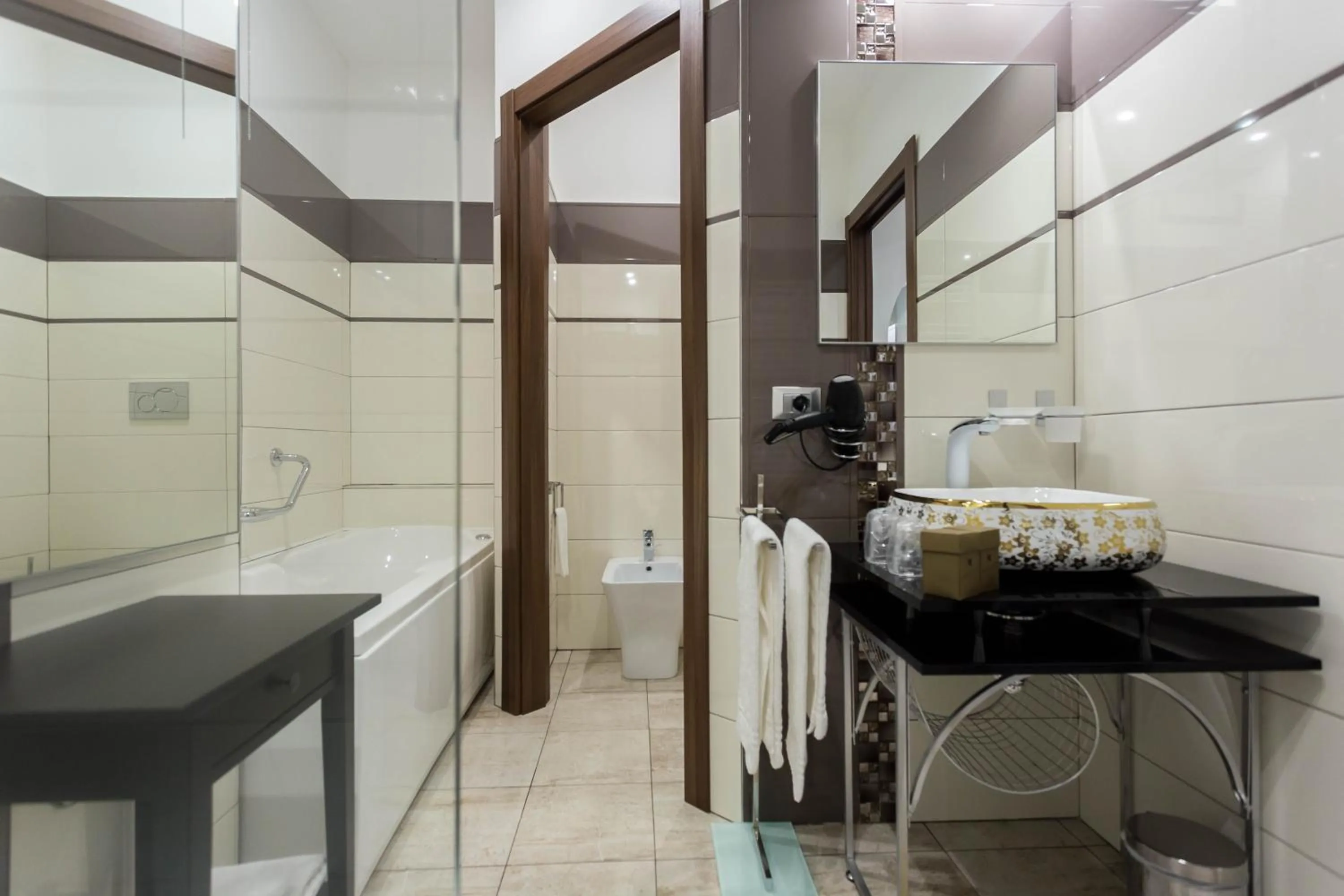 Shower in ApartHotel Durini