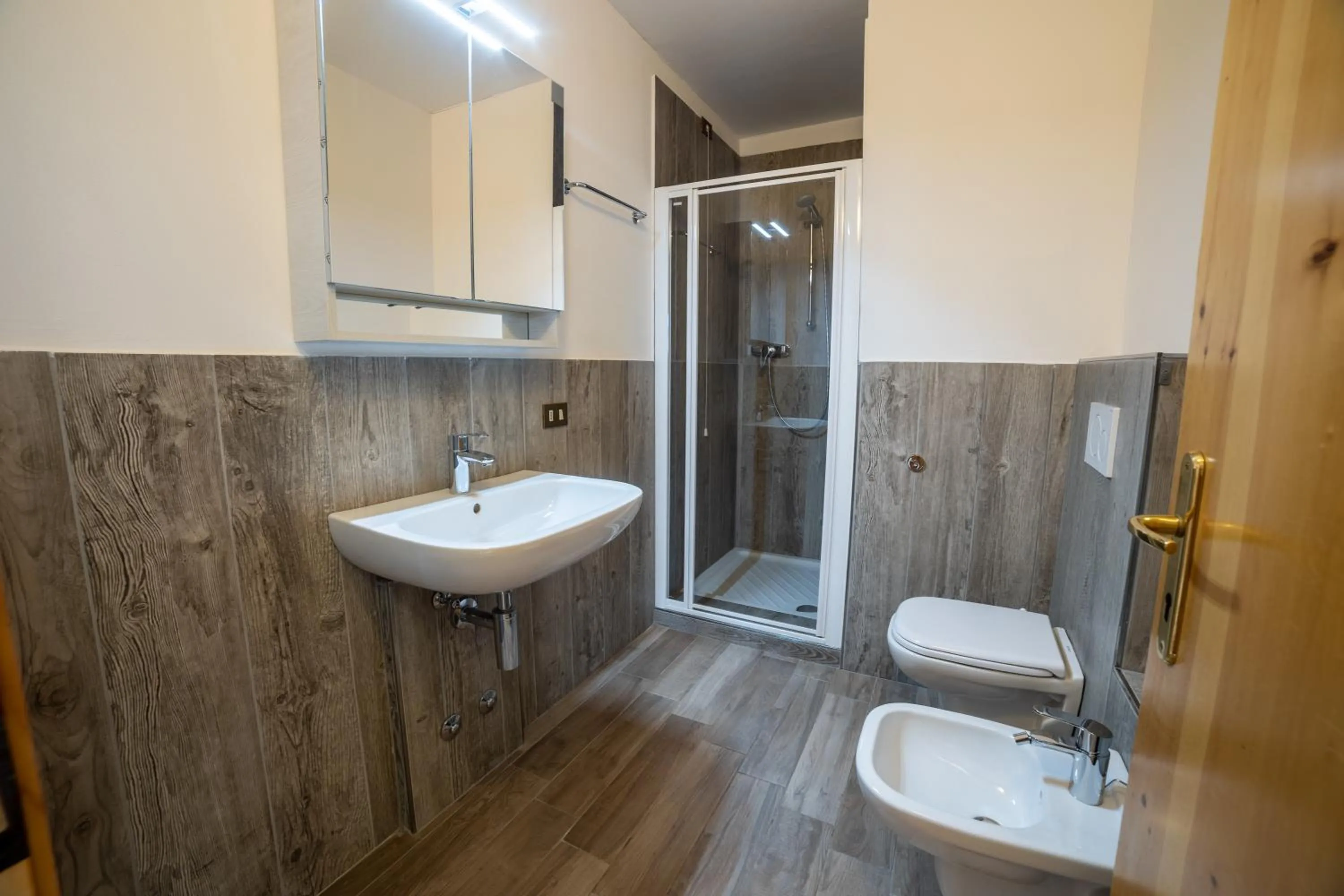 Bathroom in Residence Derby Club