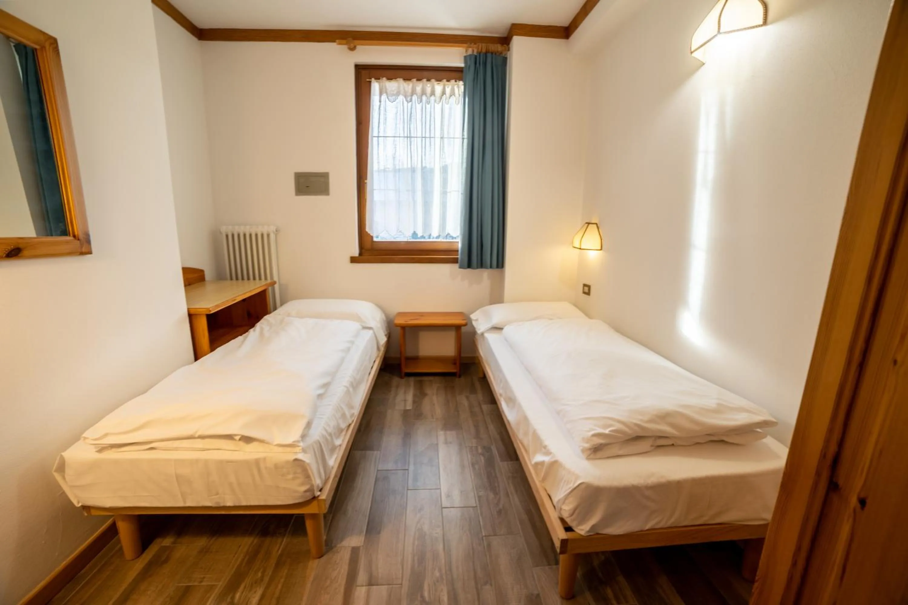 Bedroom, Bed in Residence Derby Club