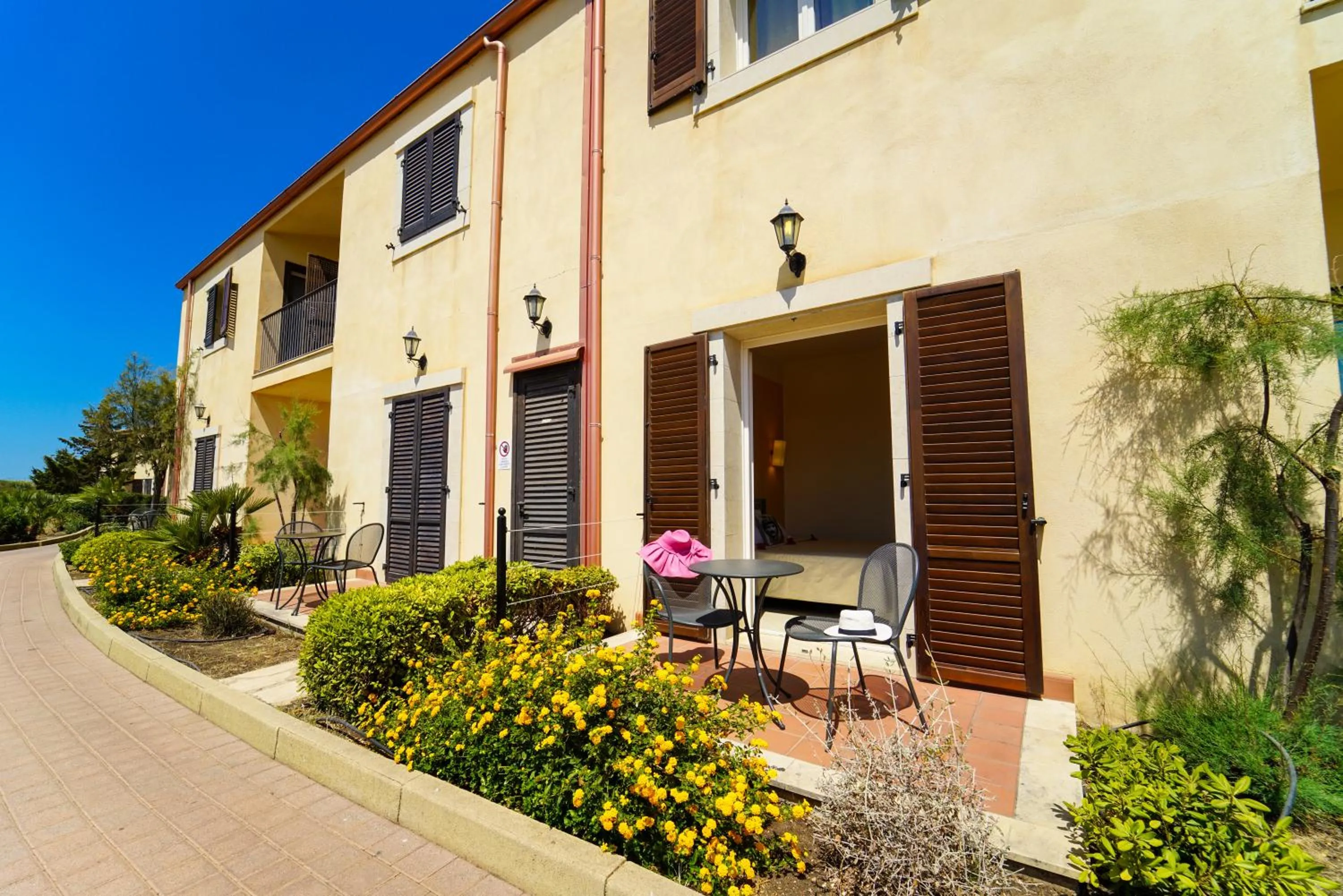 Patio in Sikania Eco Resort