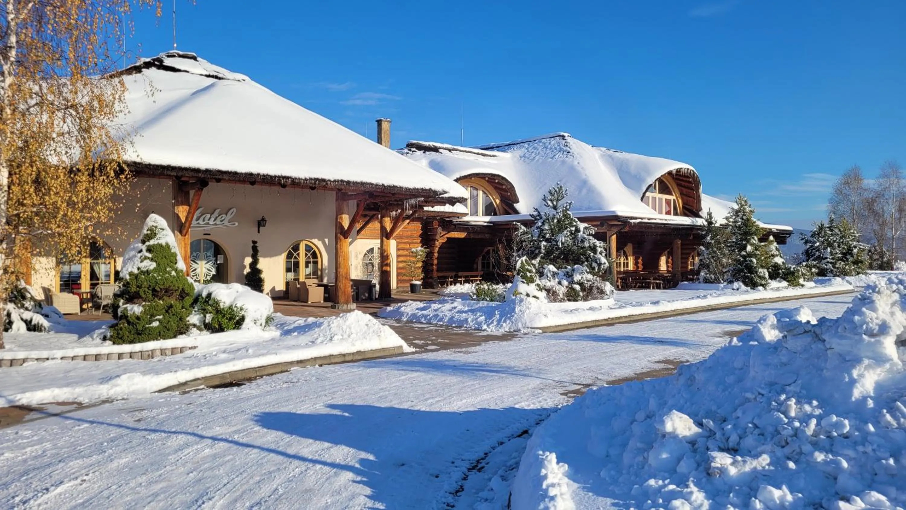Property building in Dworek Góralski
