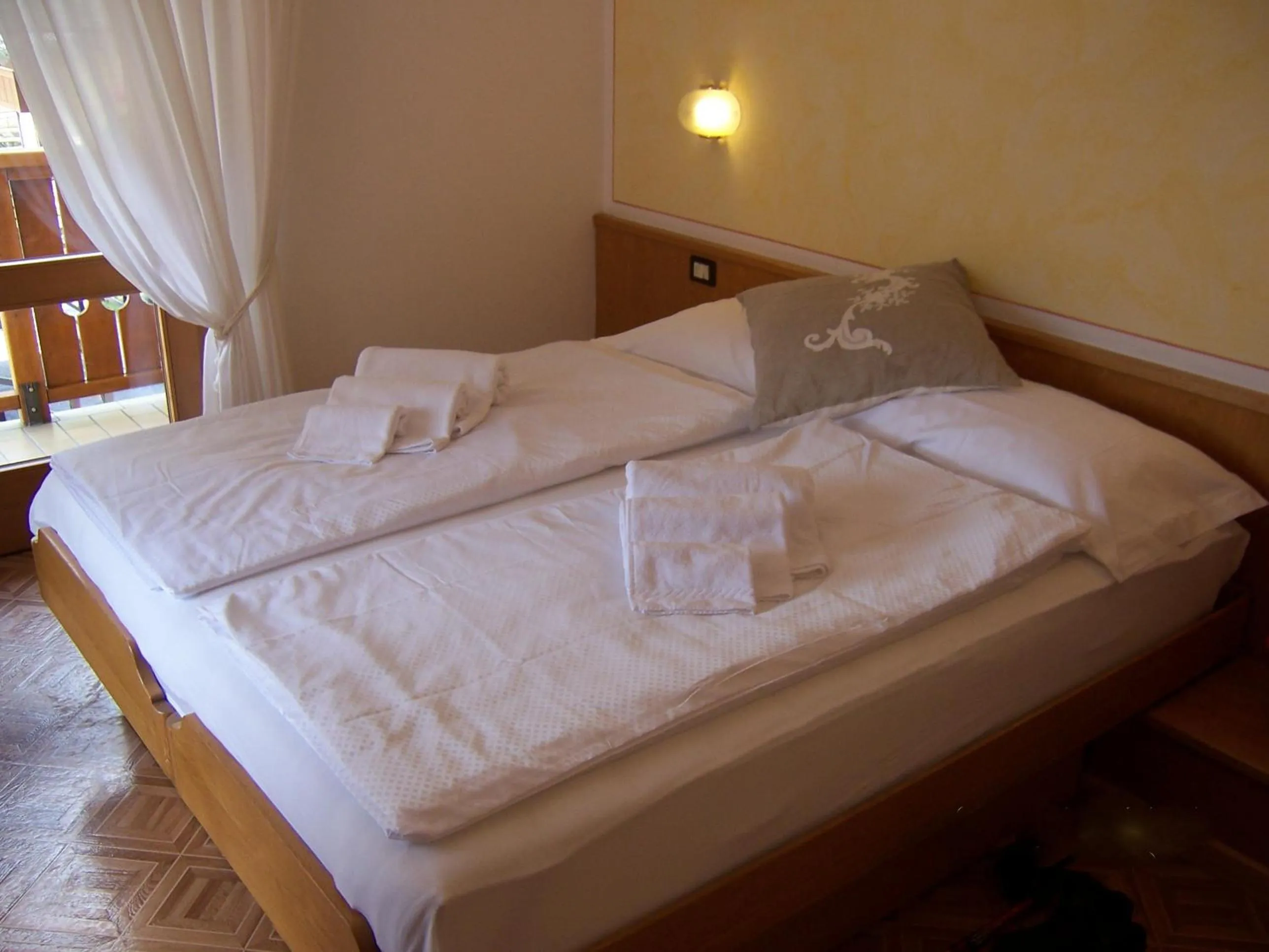 Bed in Alpen Hotel Rabbi