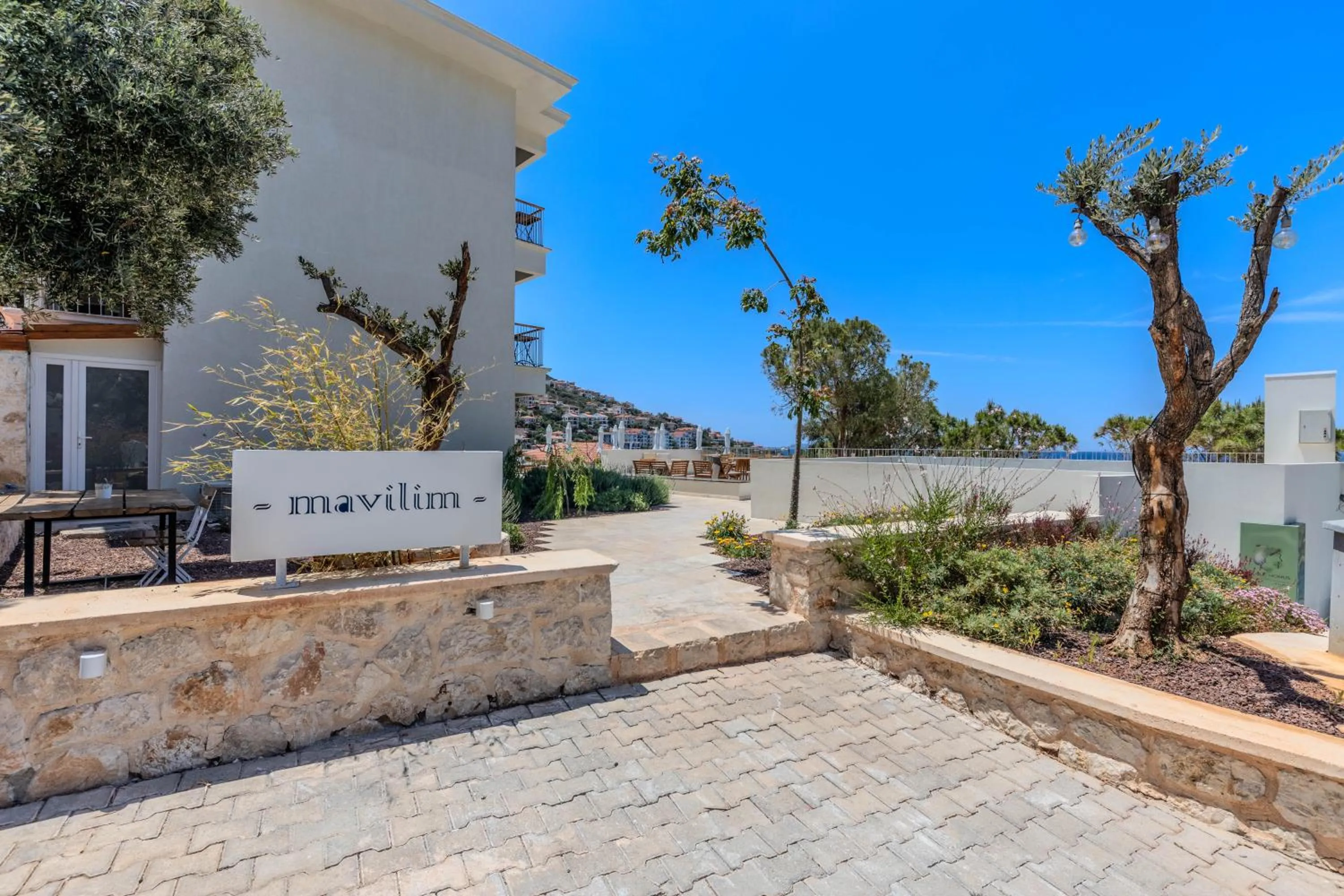 Facade/entrance in Mavilim Hotel