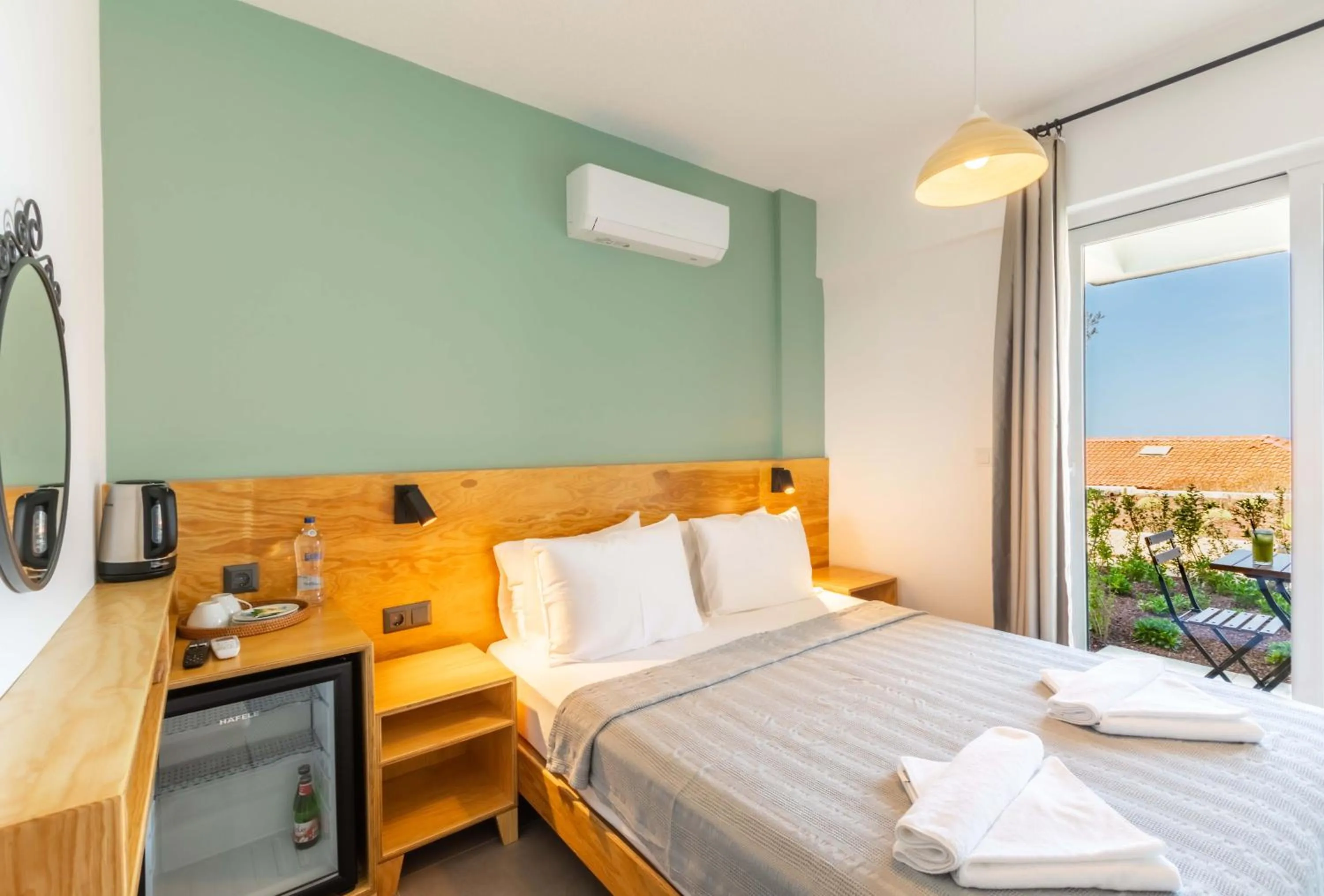 Coffee/tea facilities in Mavilim Hotel