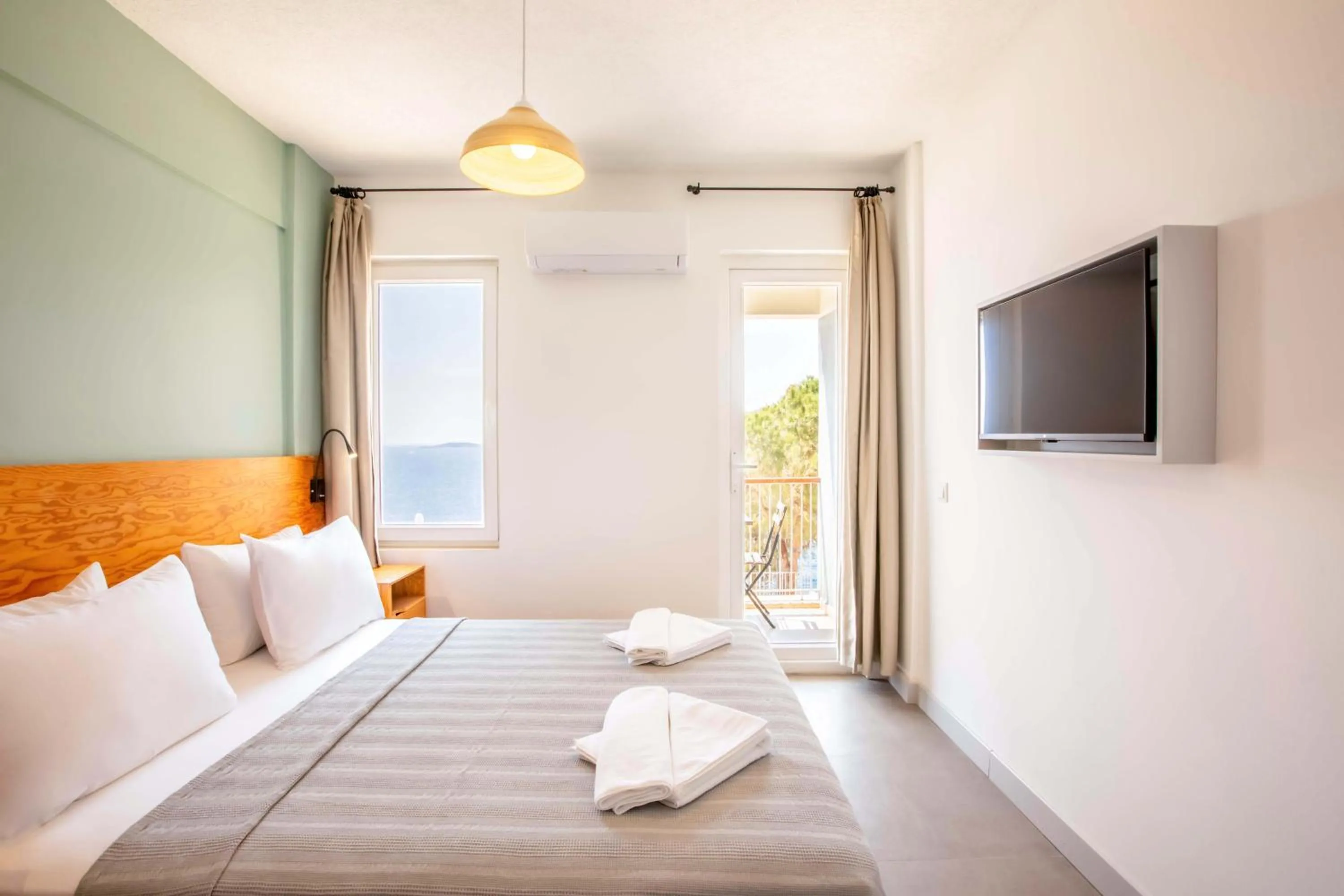 Bedroom in Mavilim Hotel