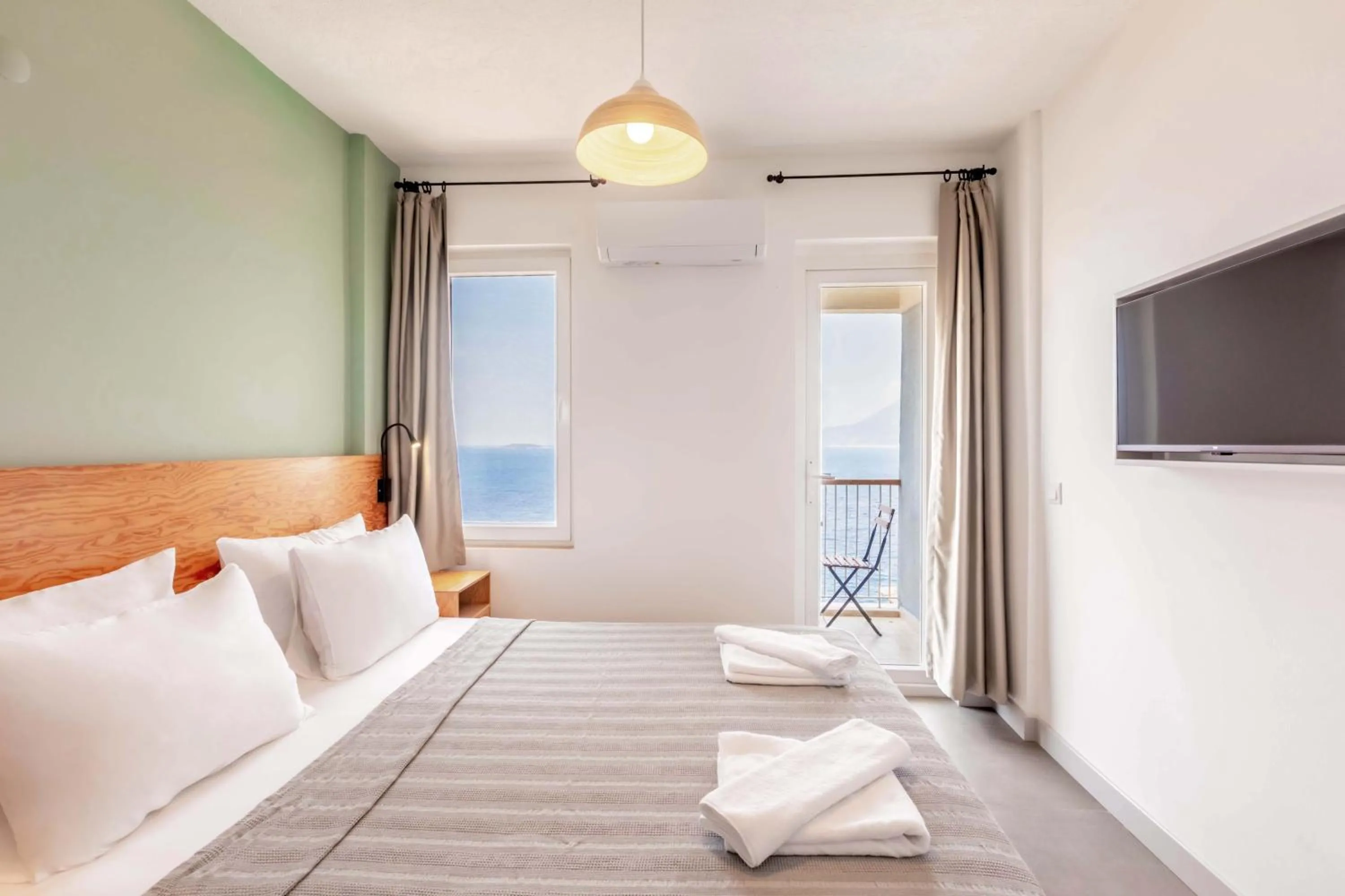 Bedroom in Mavilim Hotel