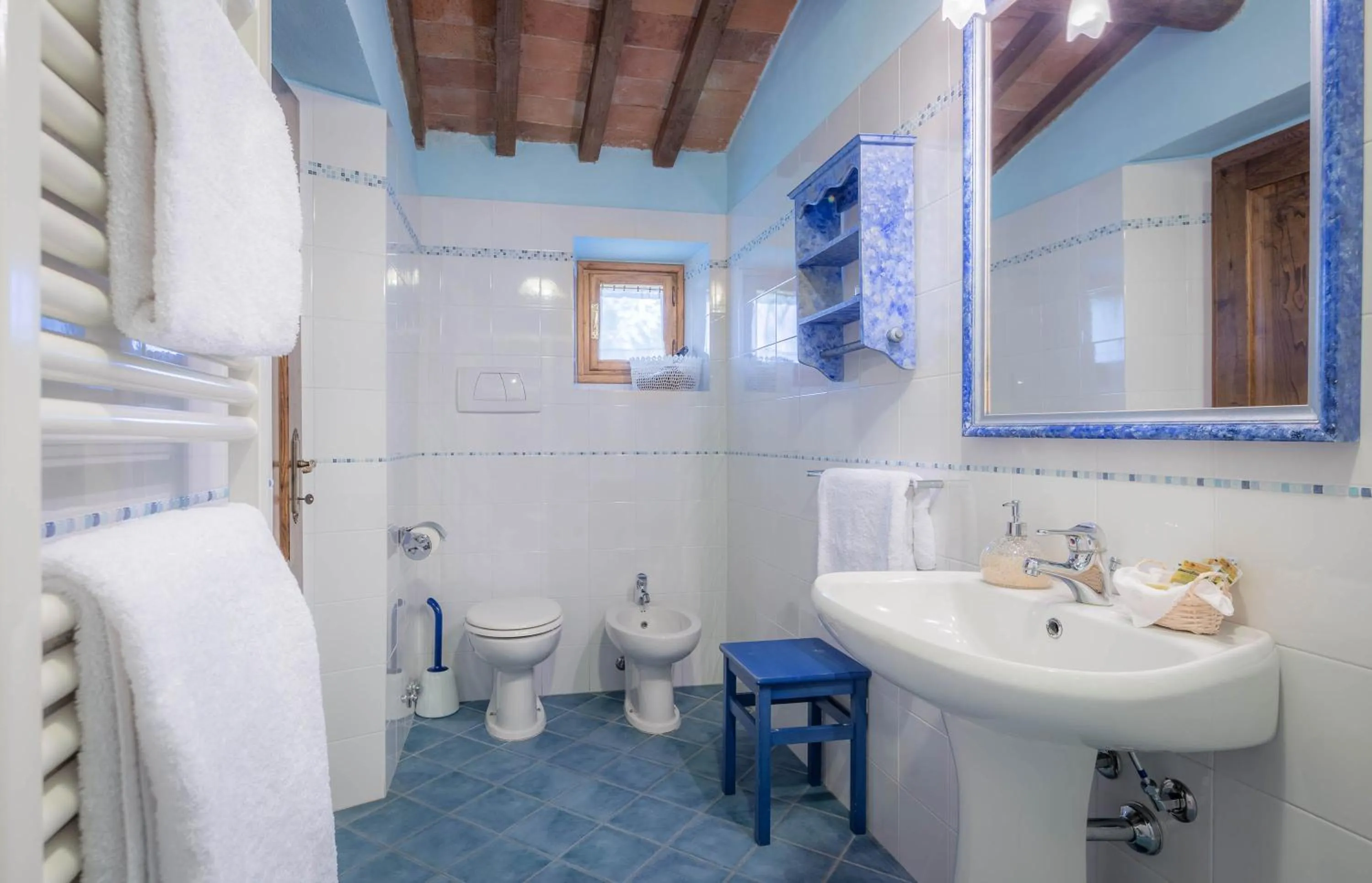 Bathroom in Le Cetinelle