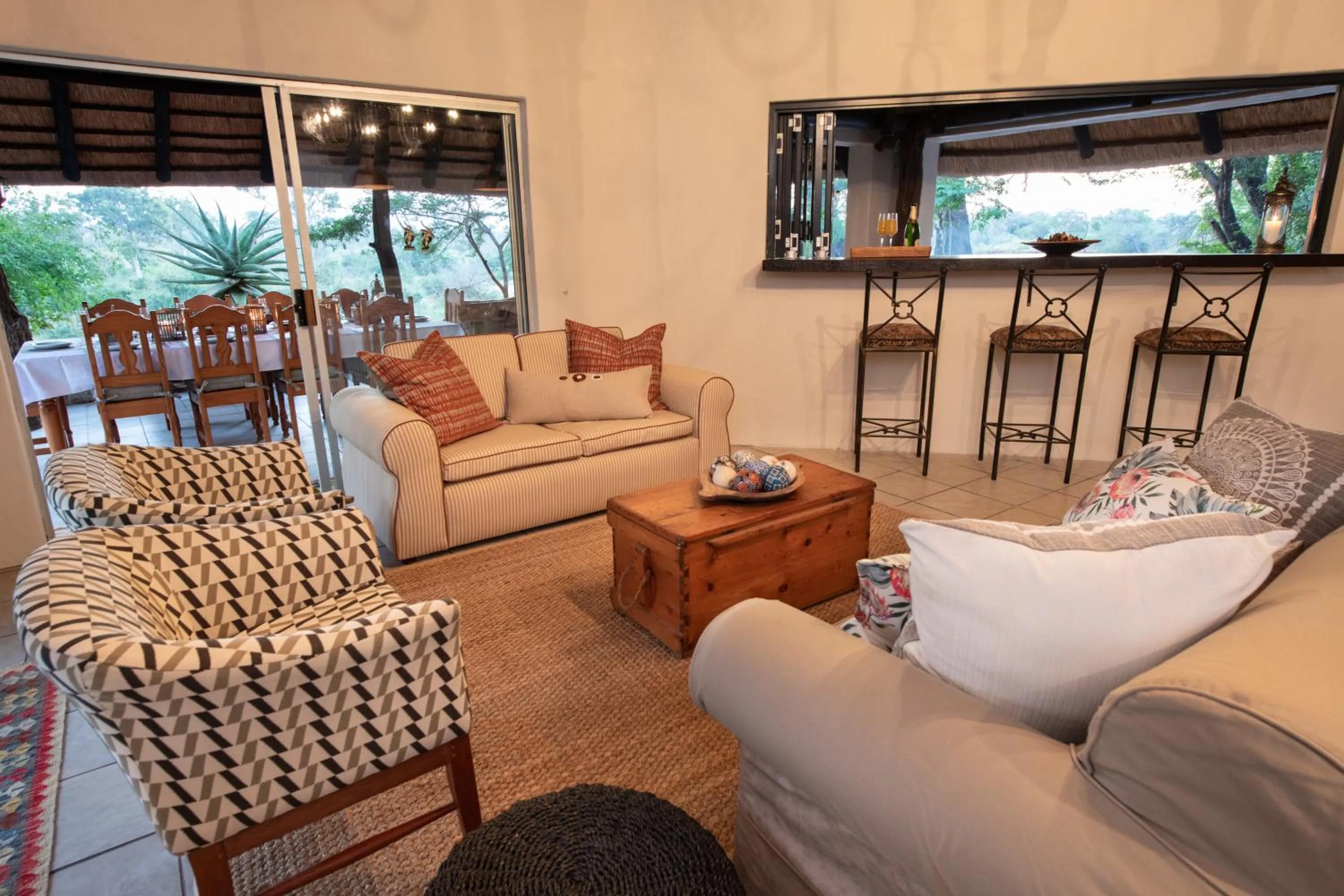 Communal lounge/ TV room in Nyala Safari Lodge