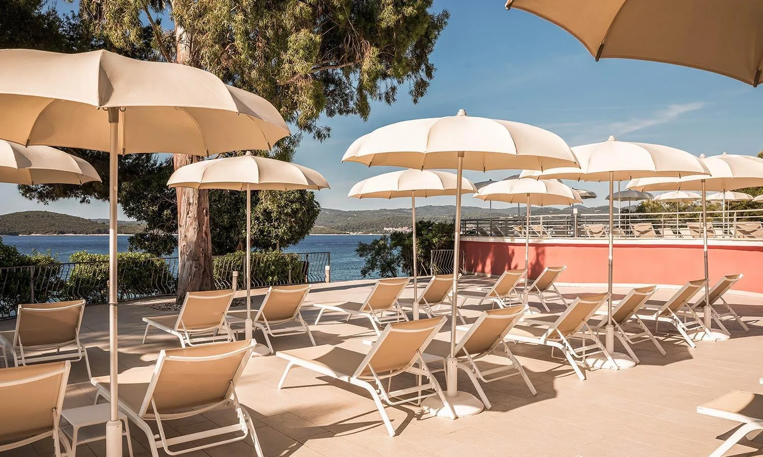 Balcony/Terrace in Aminess Younique Bellevue Hotel