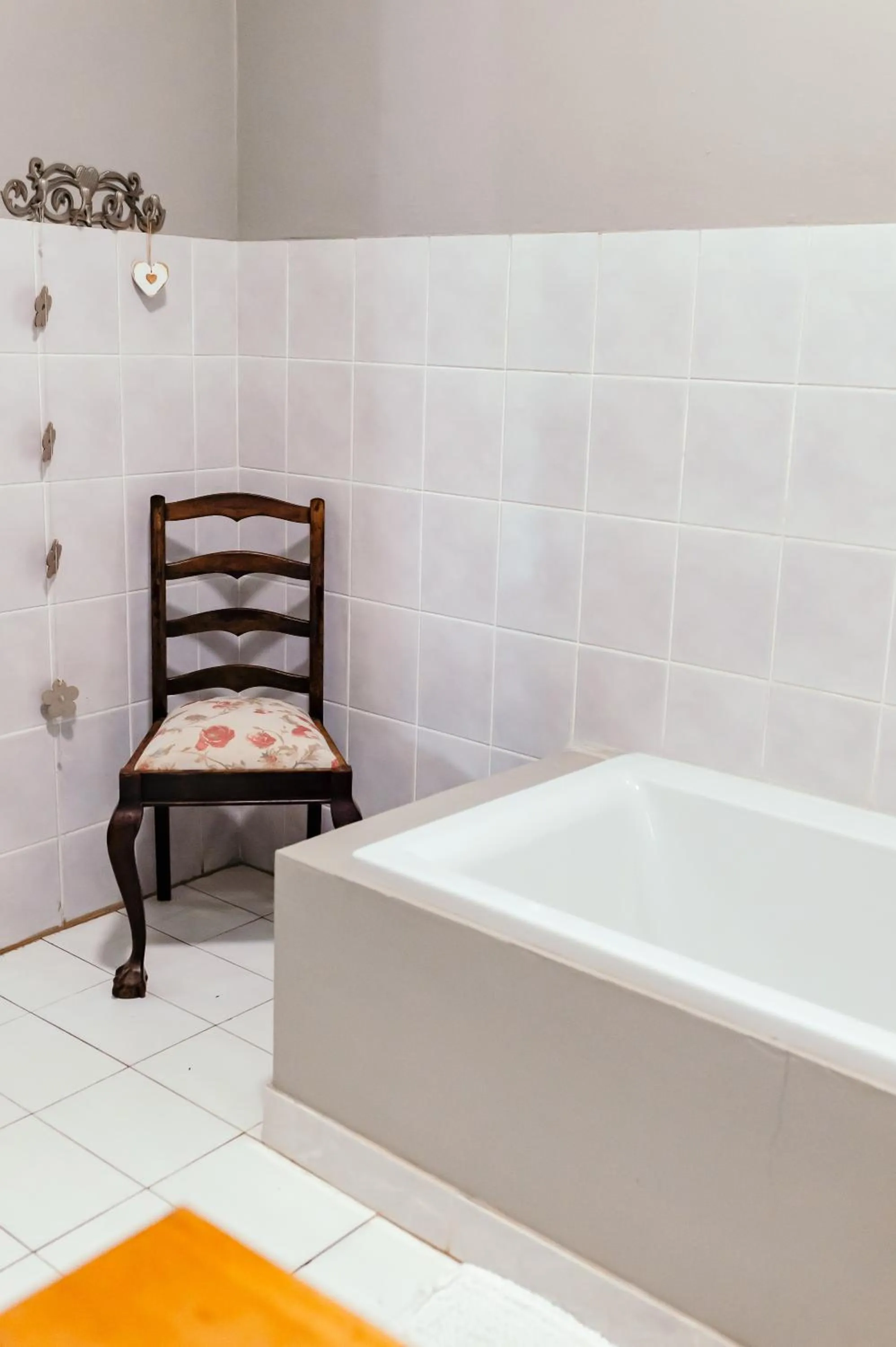 Bathroom in Misty Morn Cottages