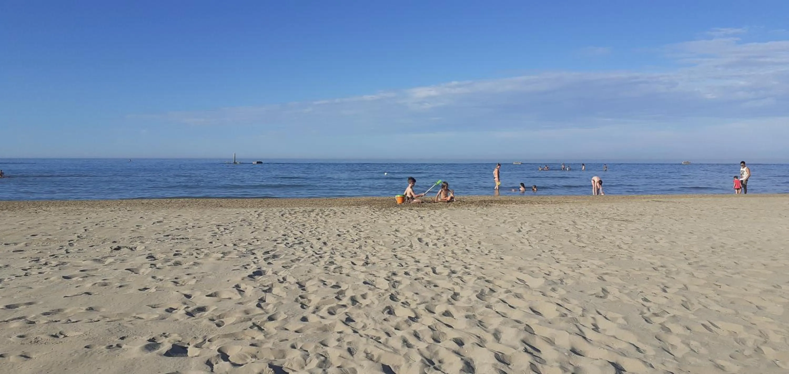 Beach in Hotel Garden B&B