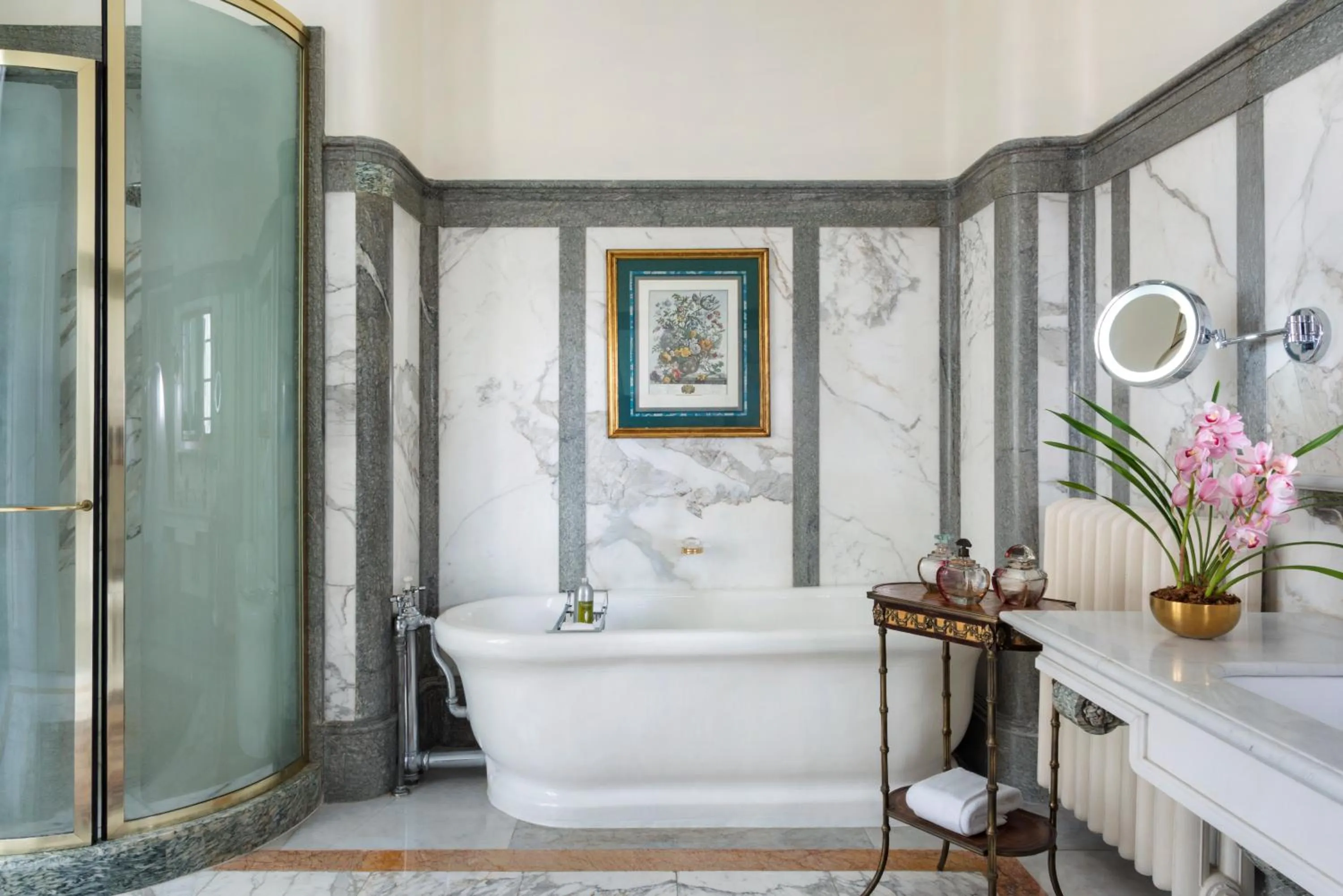 Bathroom in Four Seasons Hotel Buenos Aires