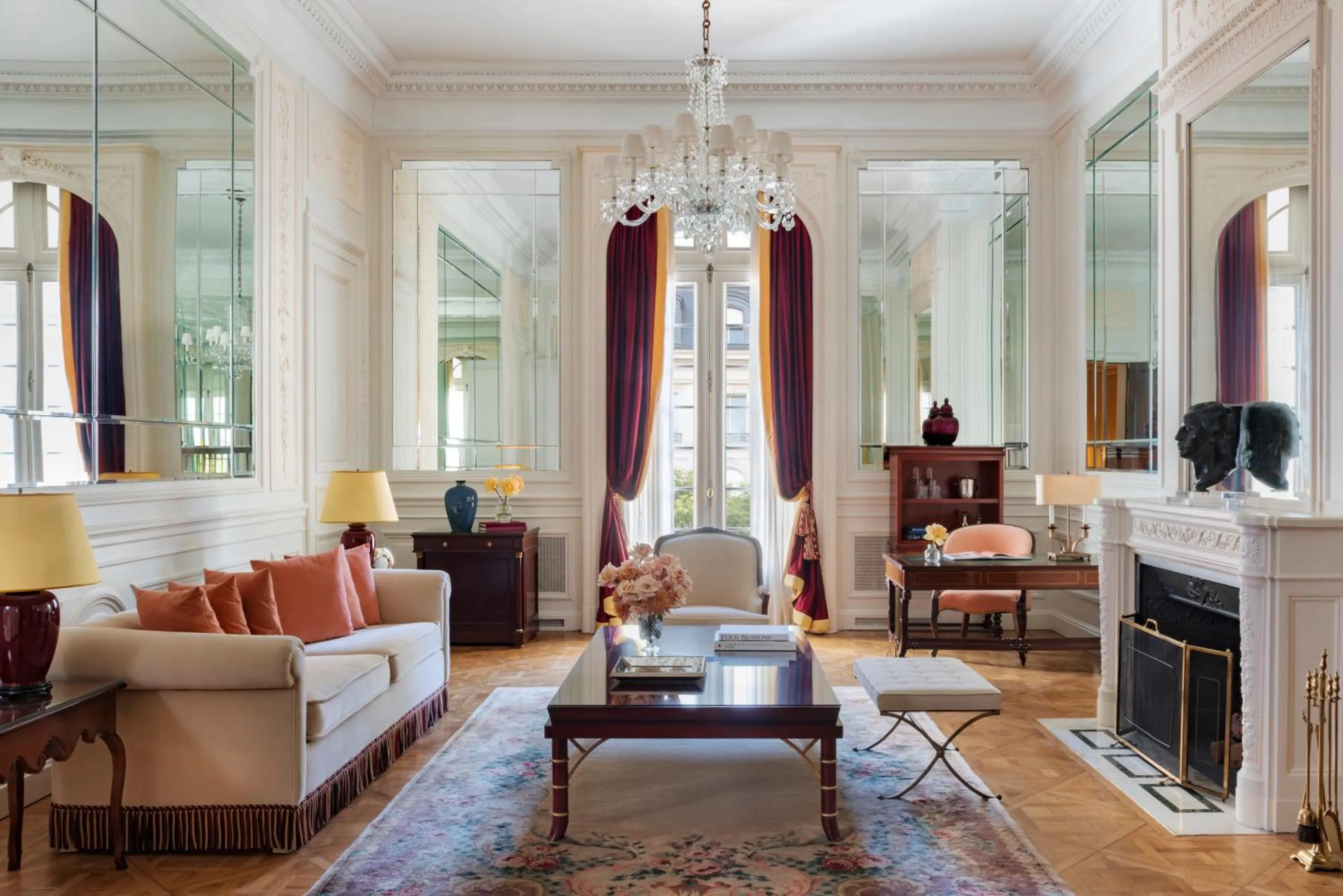 Living room in Four Seasons Hotel Buenos Aires