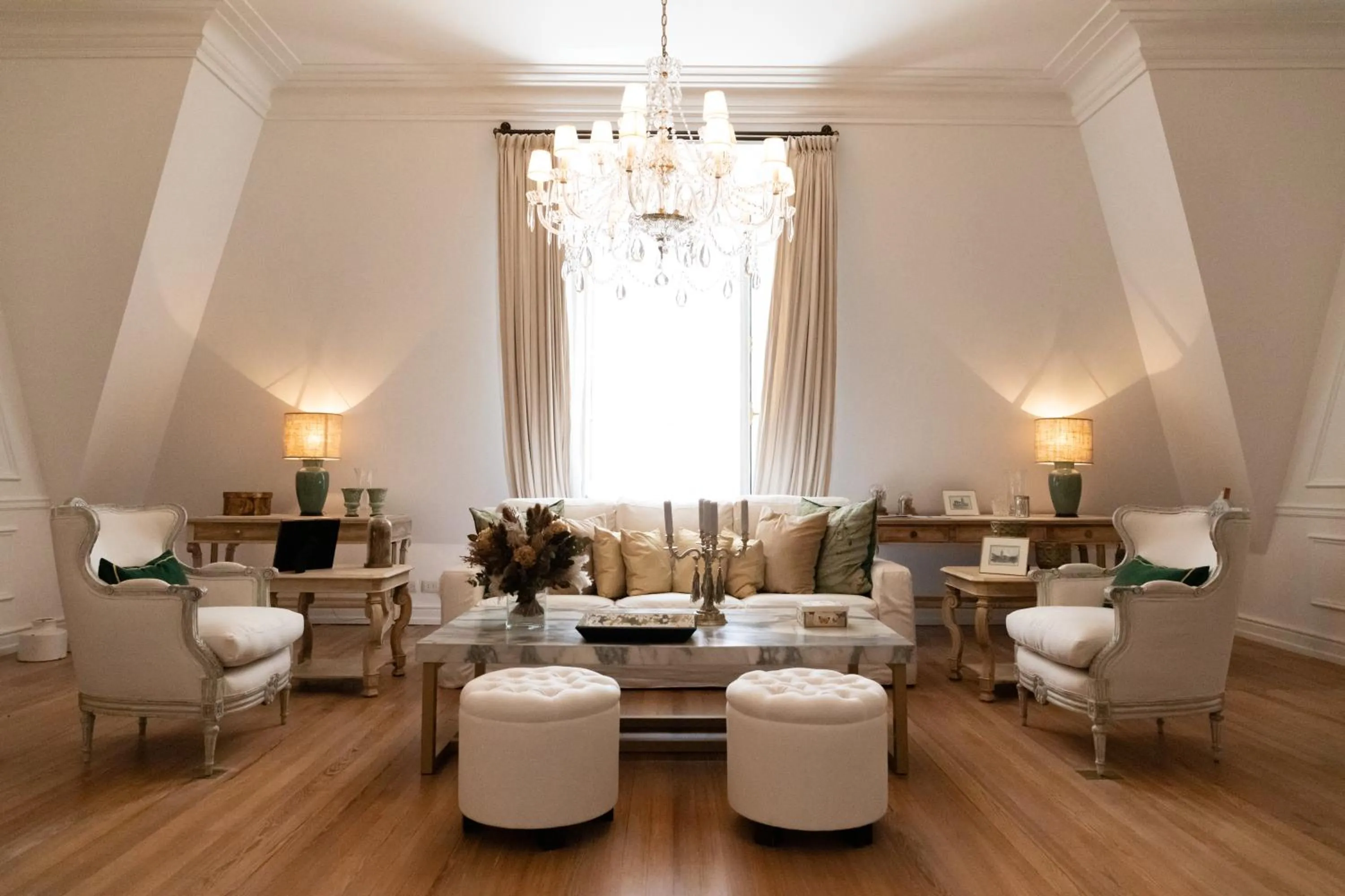 Living room in Four Seasons Hotel Buenos Aires