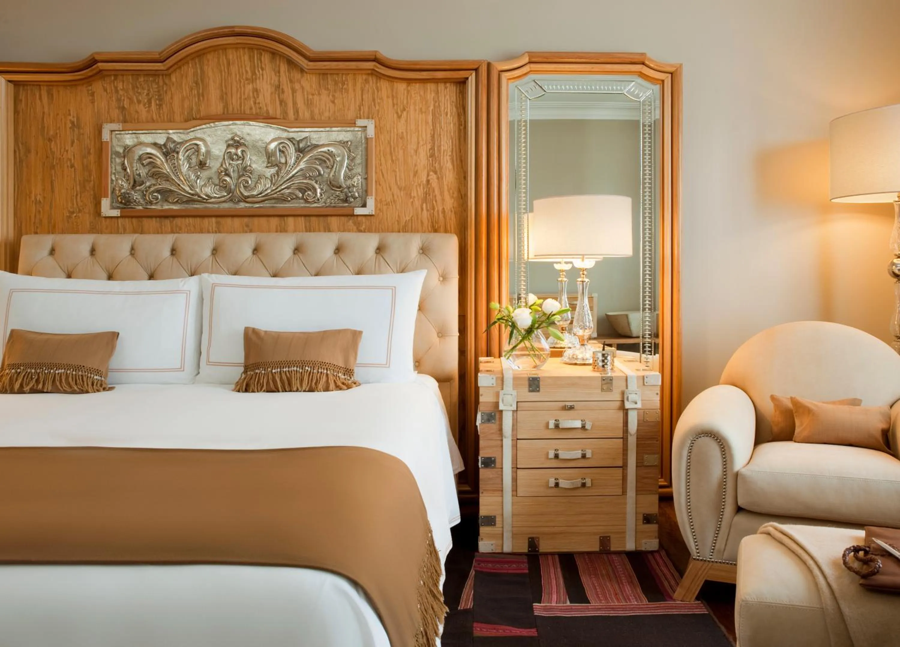 Bedroom, Bed in Four Seasons Hotel Buenos Aires