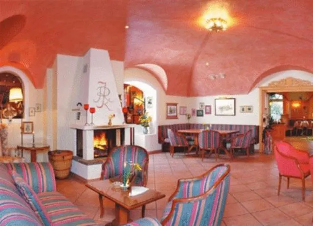 Lounge or bar in Wohlfühlresort und Feriengut Martinerhof