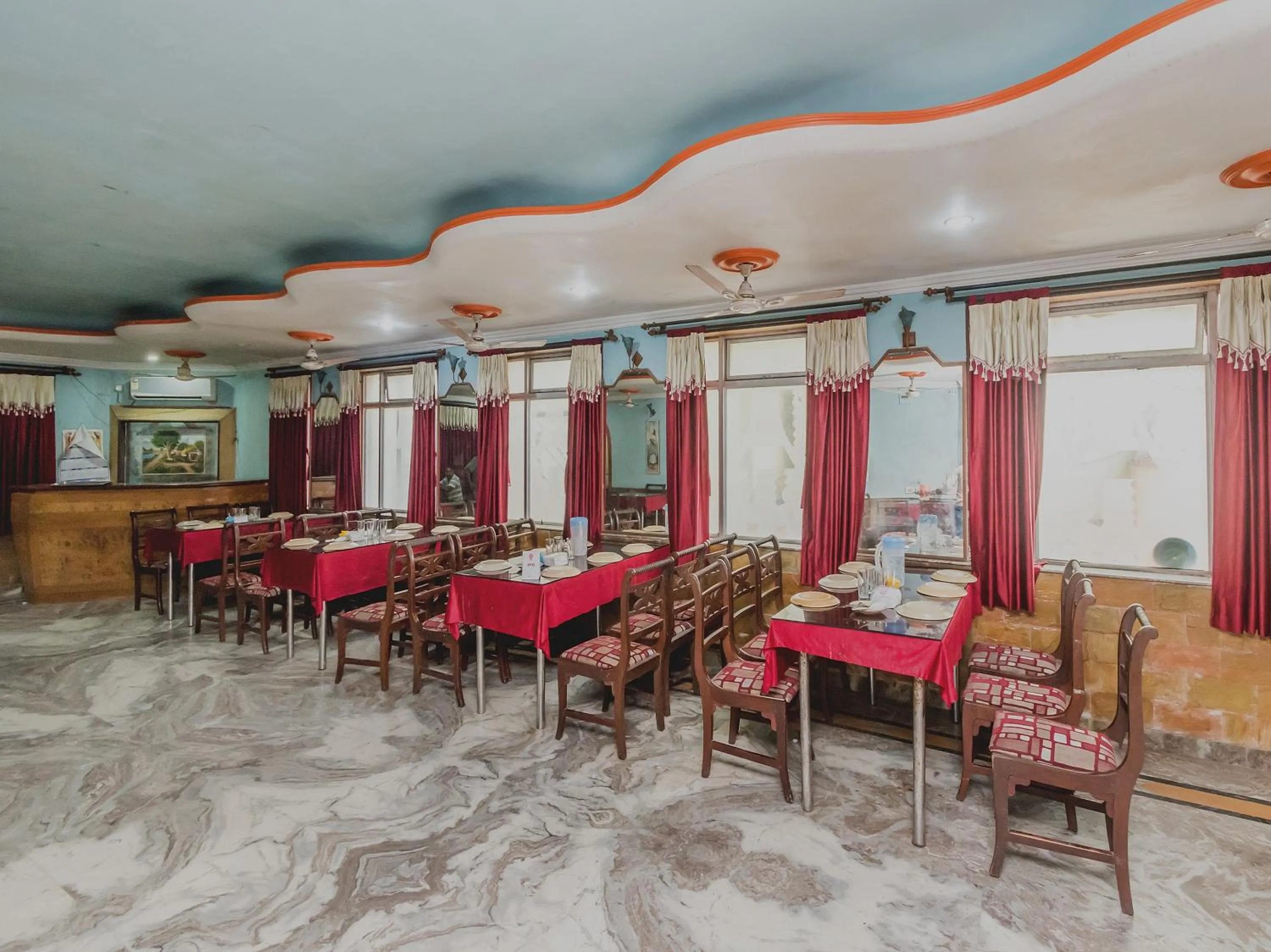 Restaurant/places to eat in Super Capital O Bidisha