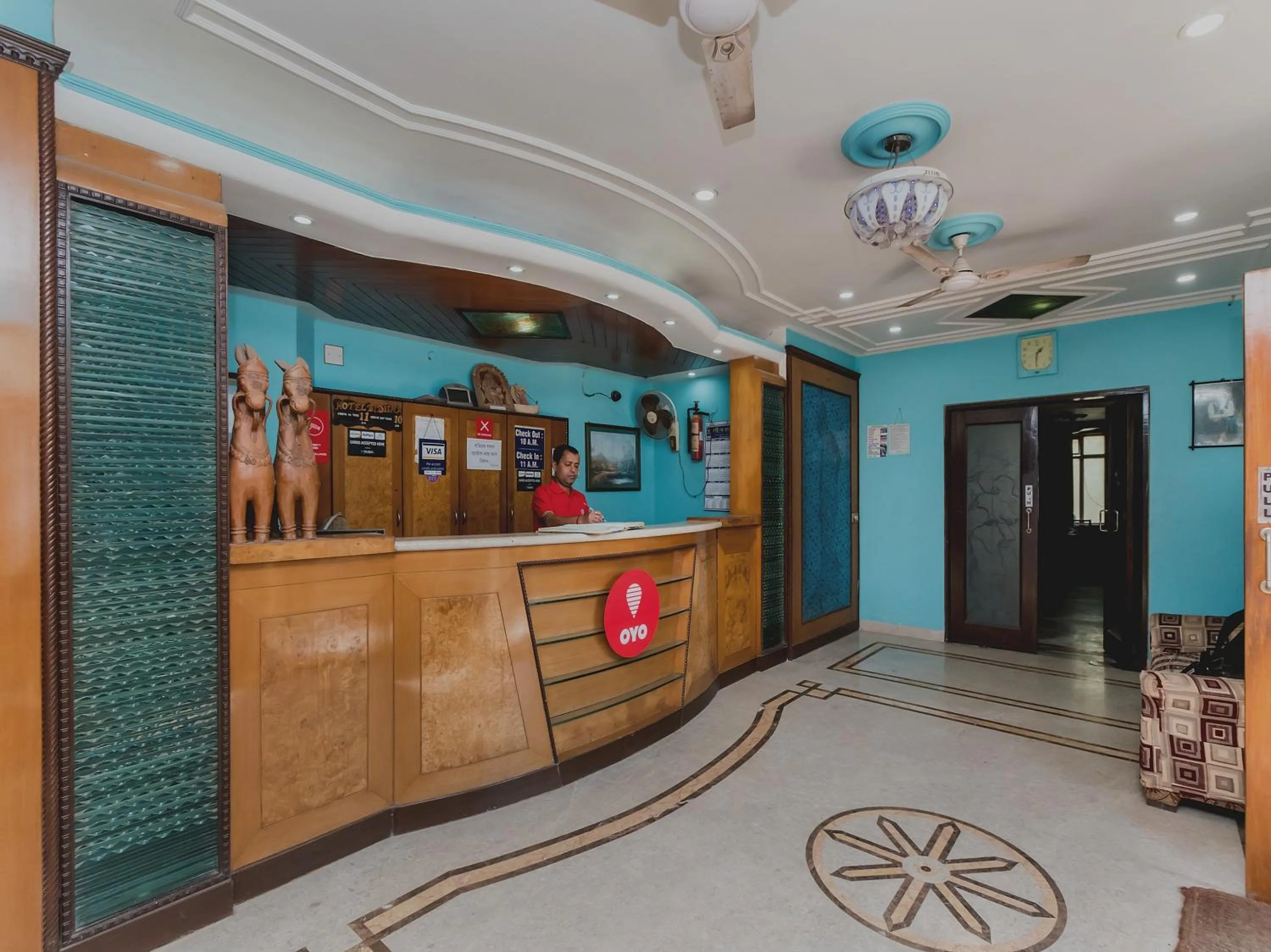 Lobby or reception in Super Capital O Bidisha