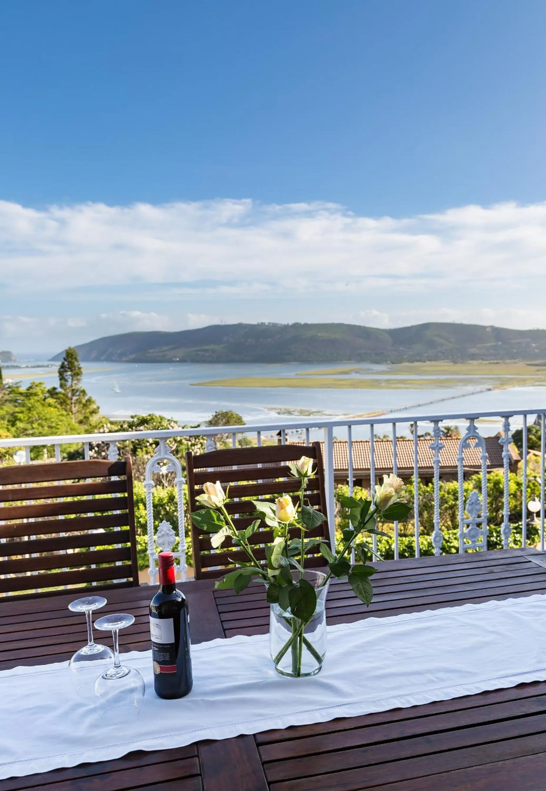 Balcony/Terrace in Moncrieff Manor
