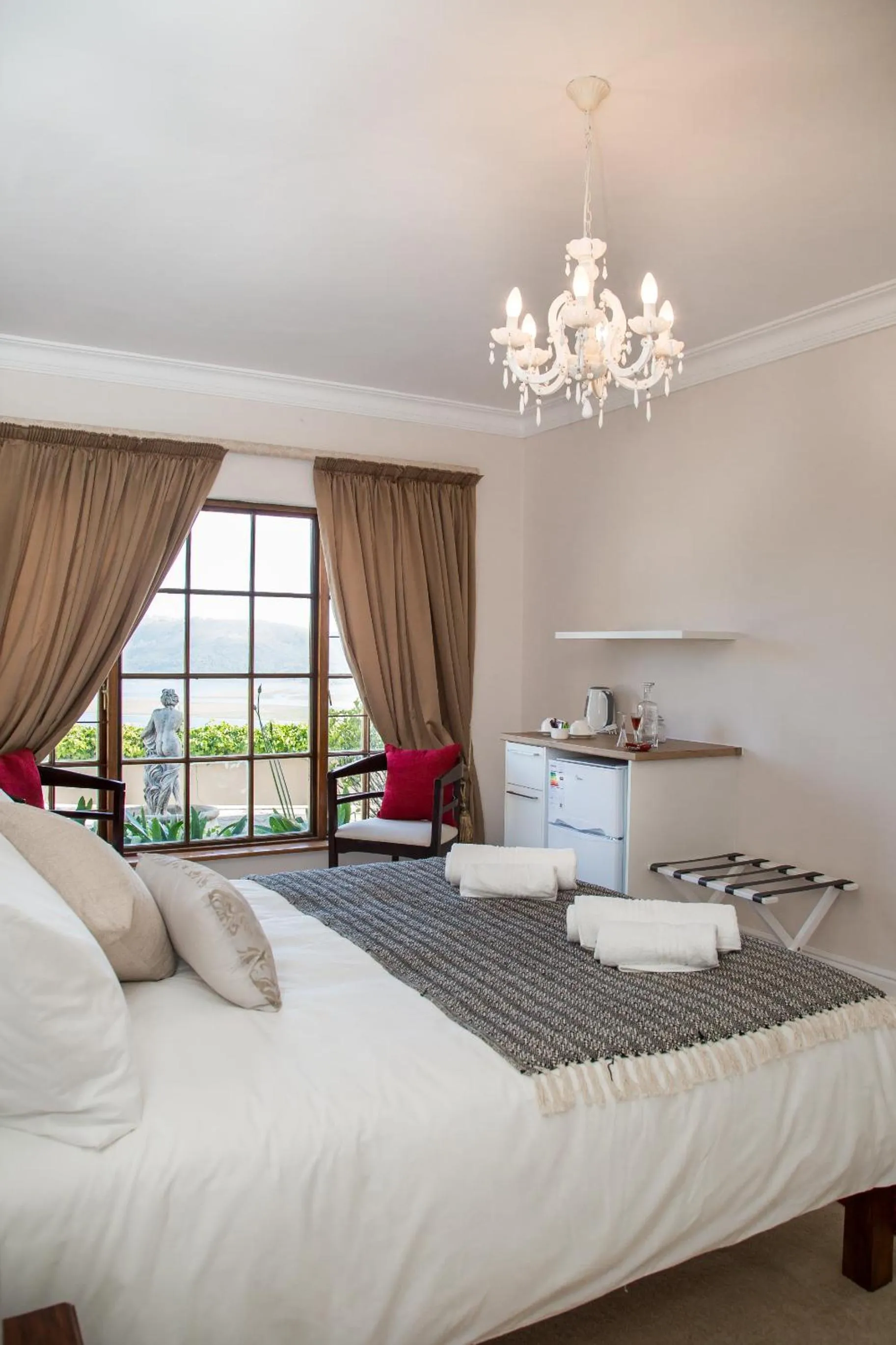 Decorative detail, Bed in Moncrieff Manor