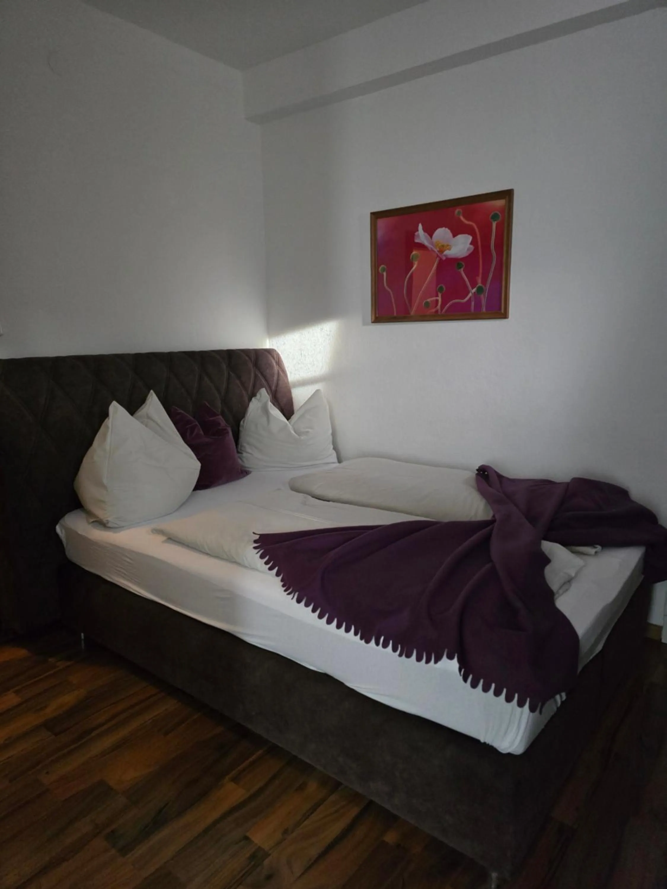 Bed in Hotel Hafnerwirt