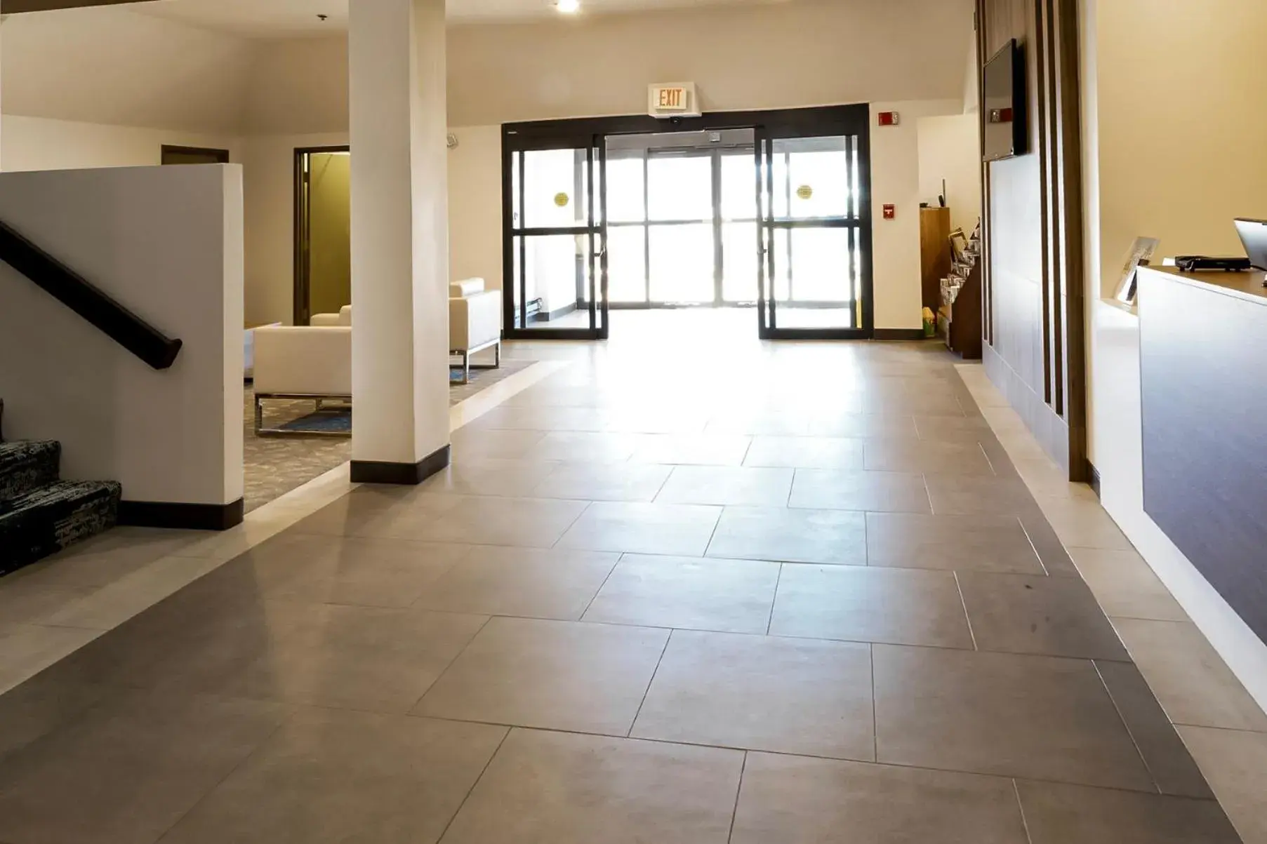 Lobby or reception in Wingate by Wyndham Owensboro Lobby or reception in Wingate by Wyndham Owensboro