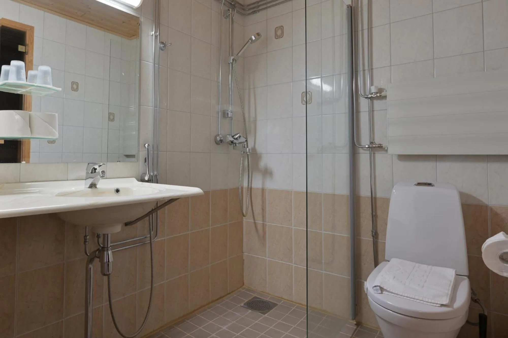 Toilet in Hotel Kittilä