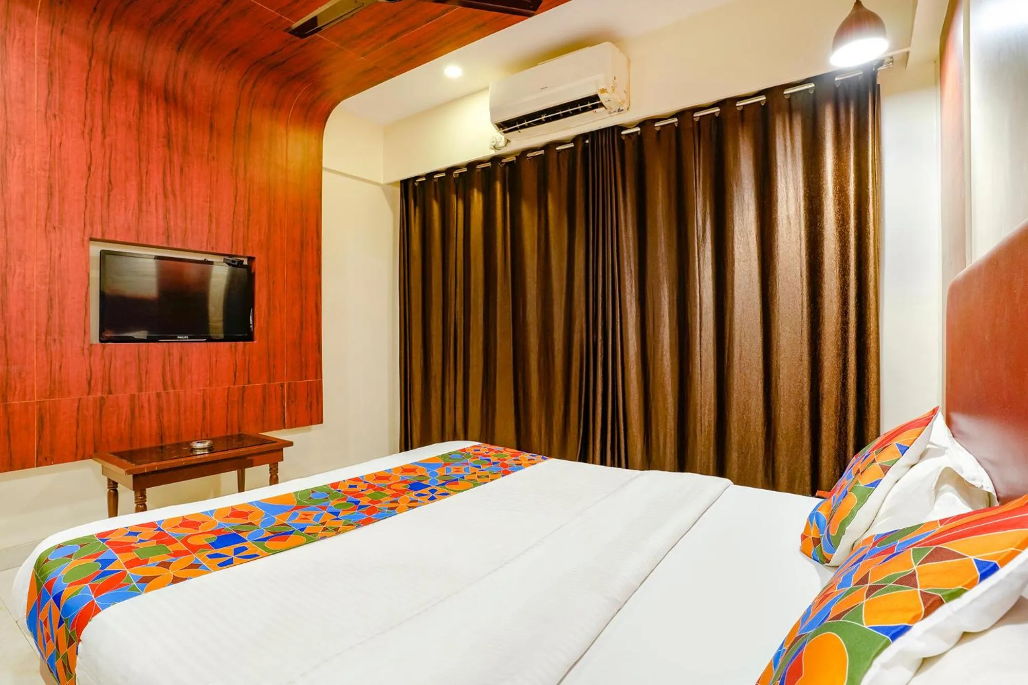 Bed in Via D69 Residency