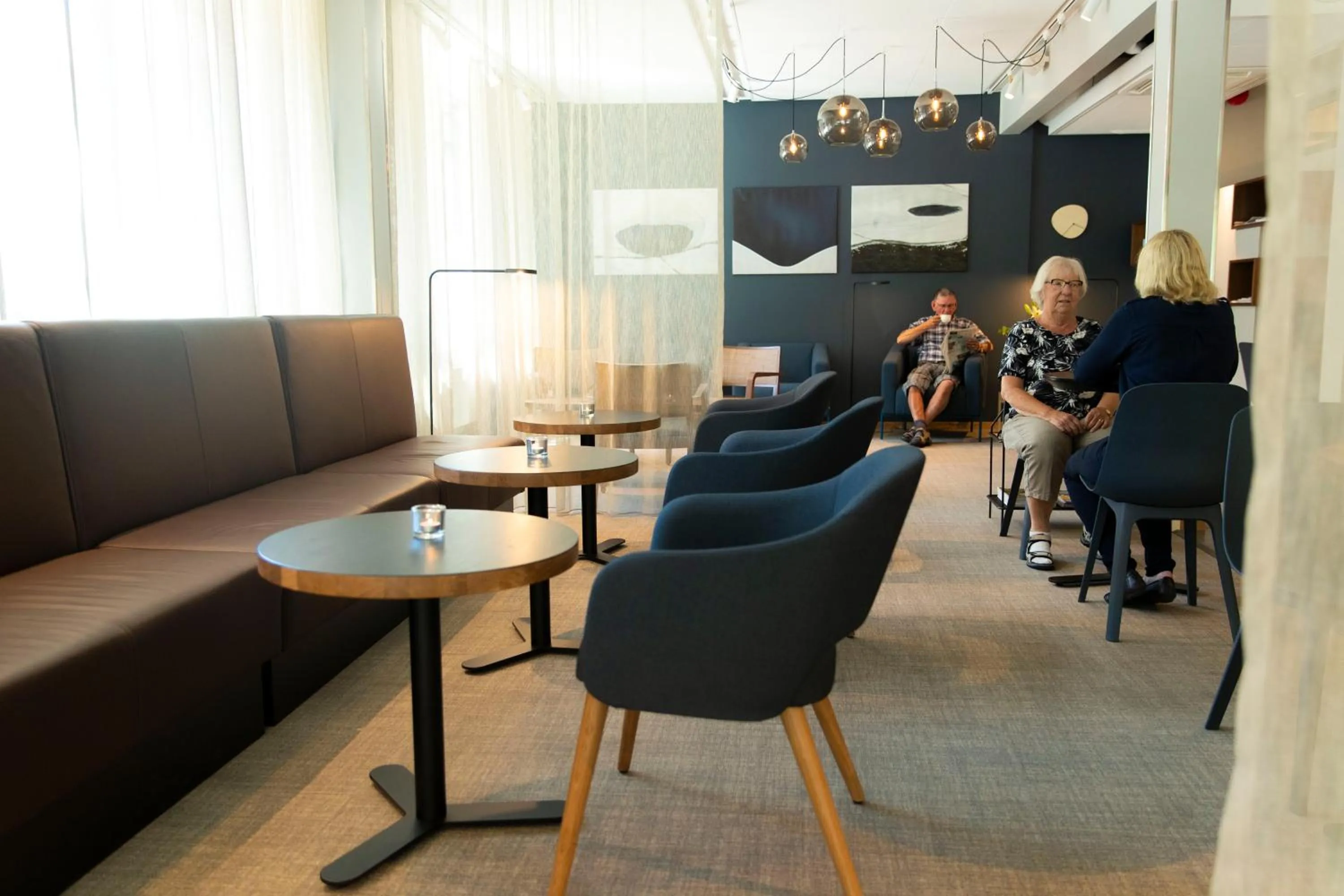 Lobby or reception in Park Alandia Hotel