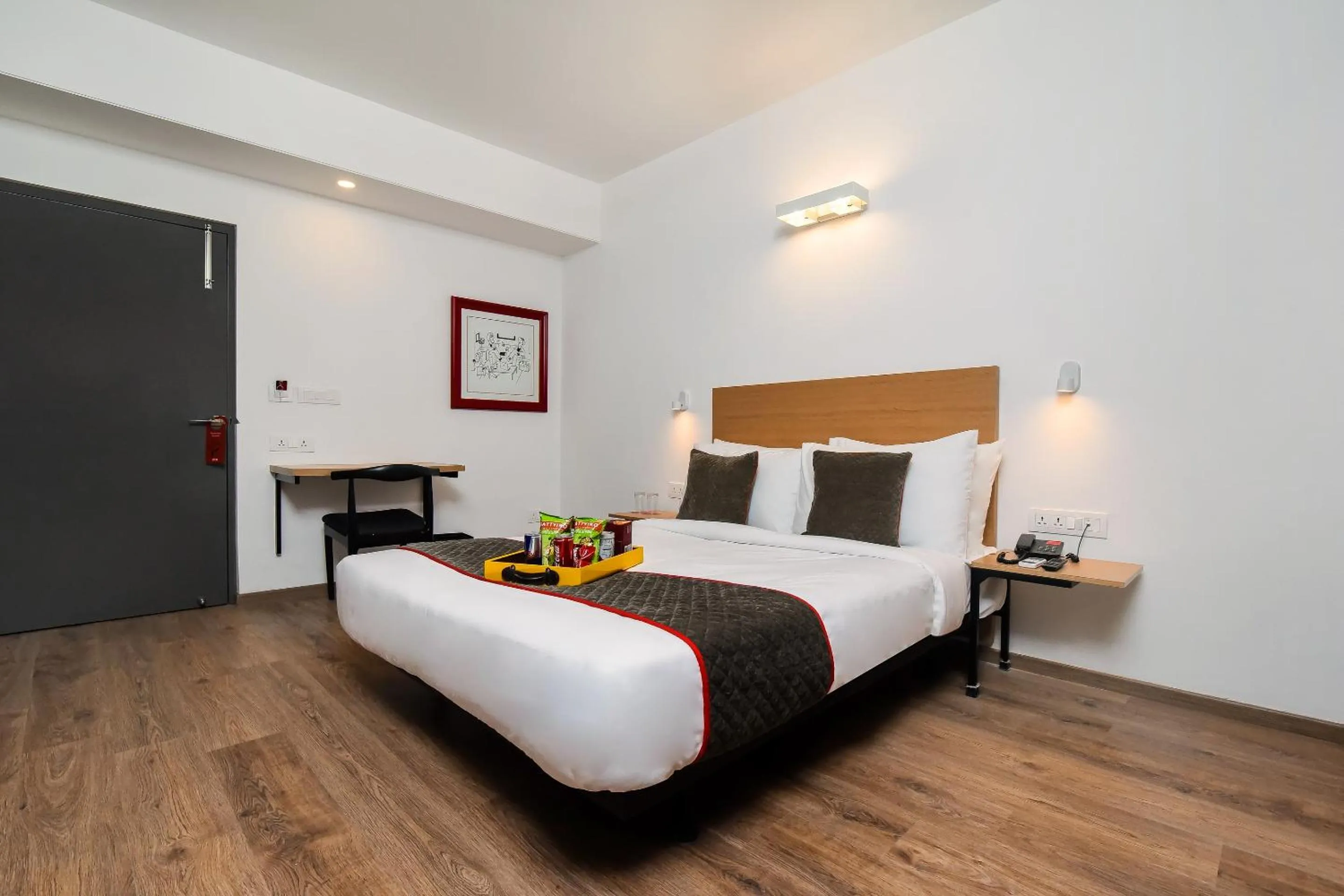 Bedroom, Bed in Townhouse C Scheme Ahinsa Circle