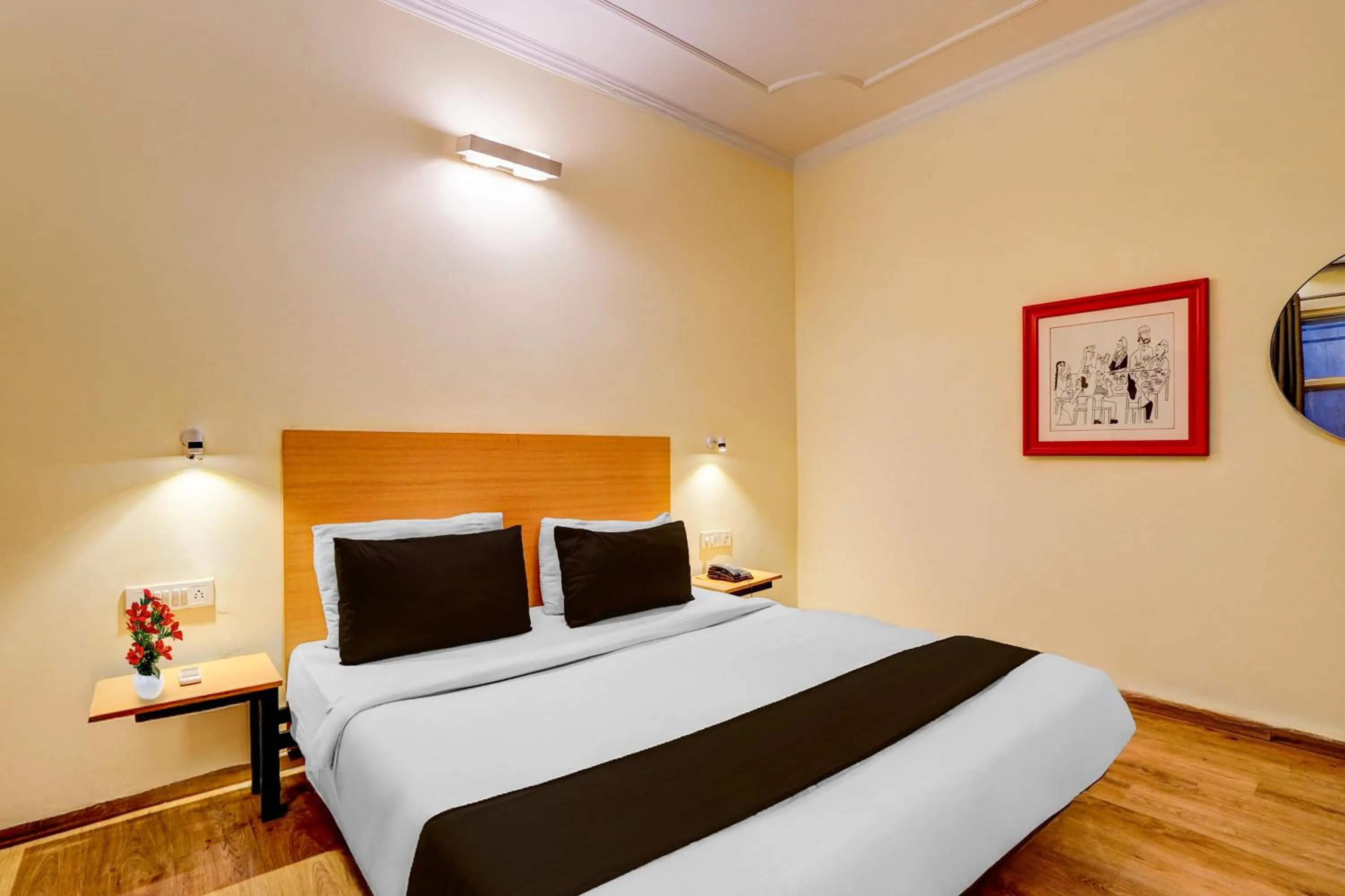 Bedroom, Bed in Townhouse Singapore Mall