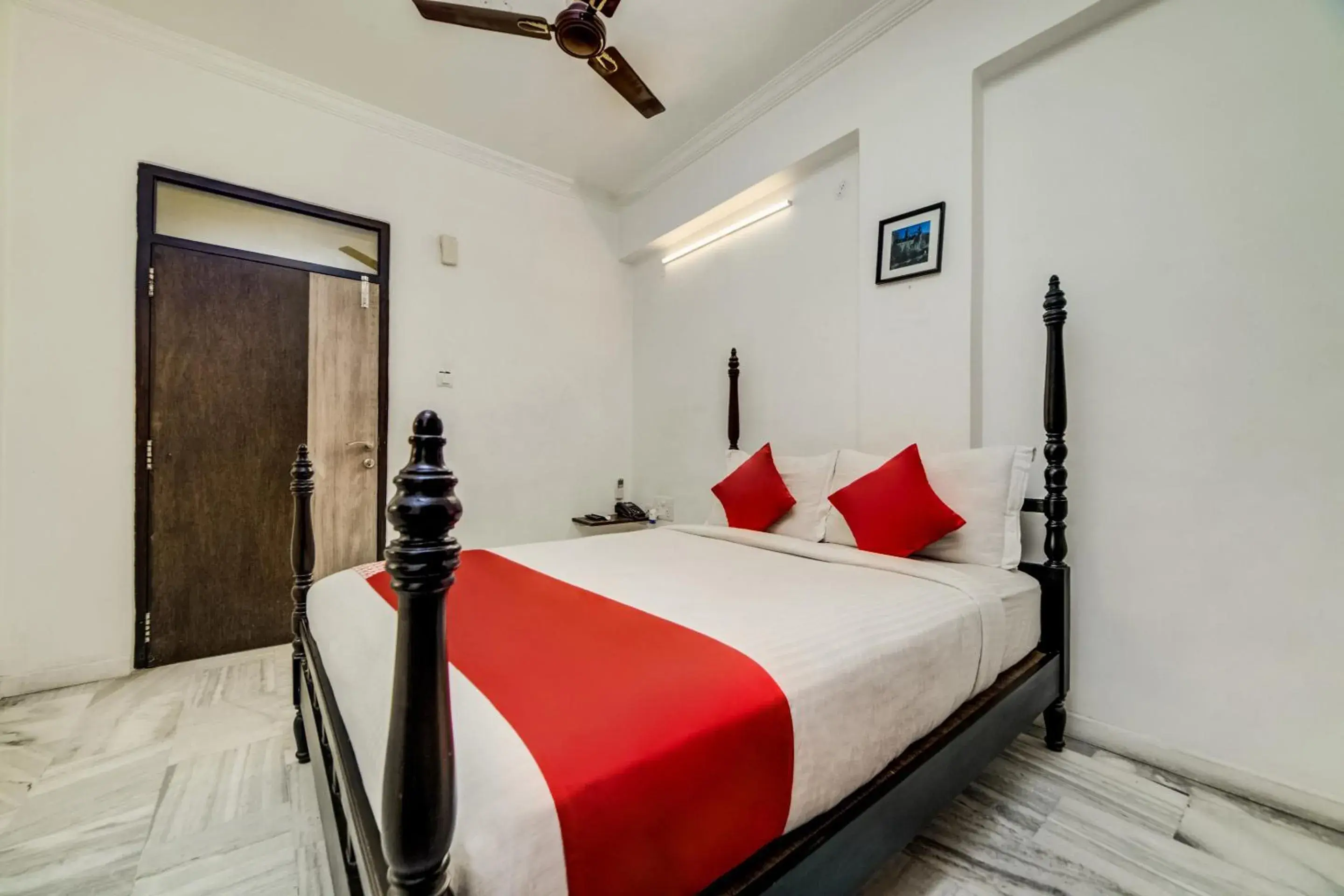 Bedroom, Bed in Hotel O JNTU college Near LULU mall, KPHB Colony. Bedroom, Bed in Hotel O JNTU college Near LULU mall, KPHB Colony.