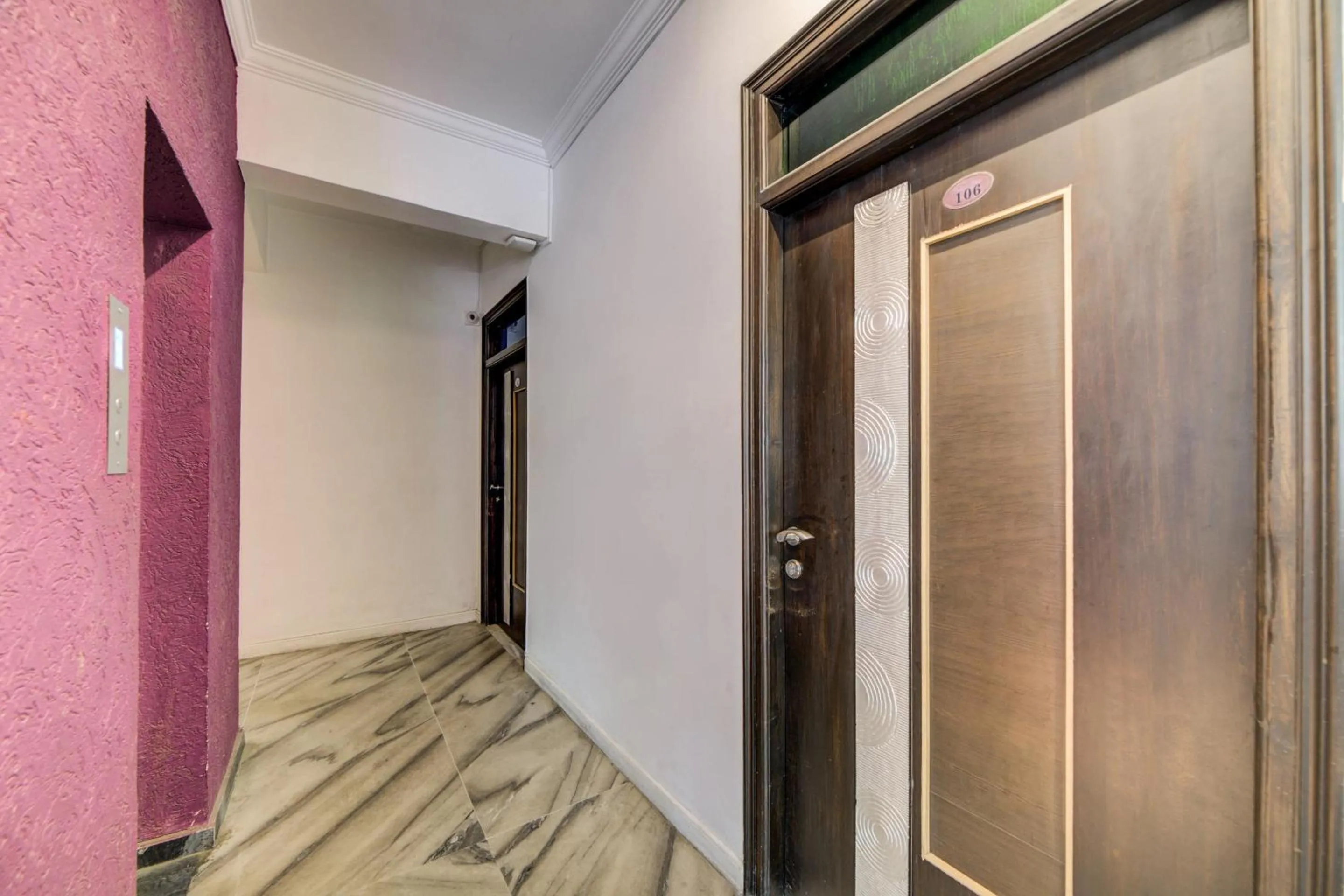 Lobby or reception in Hotel O JNTU college Near LULU mall, KPHB Colony.