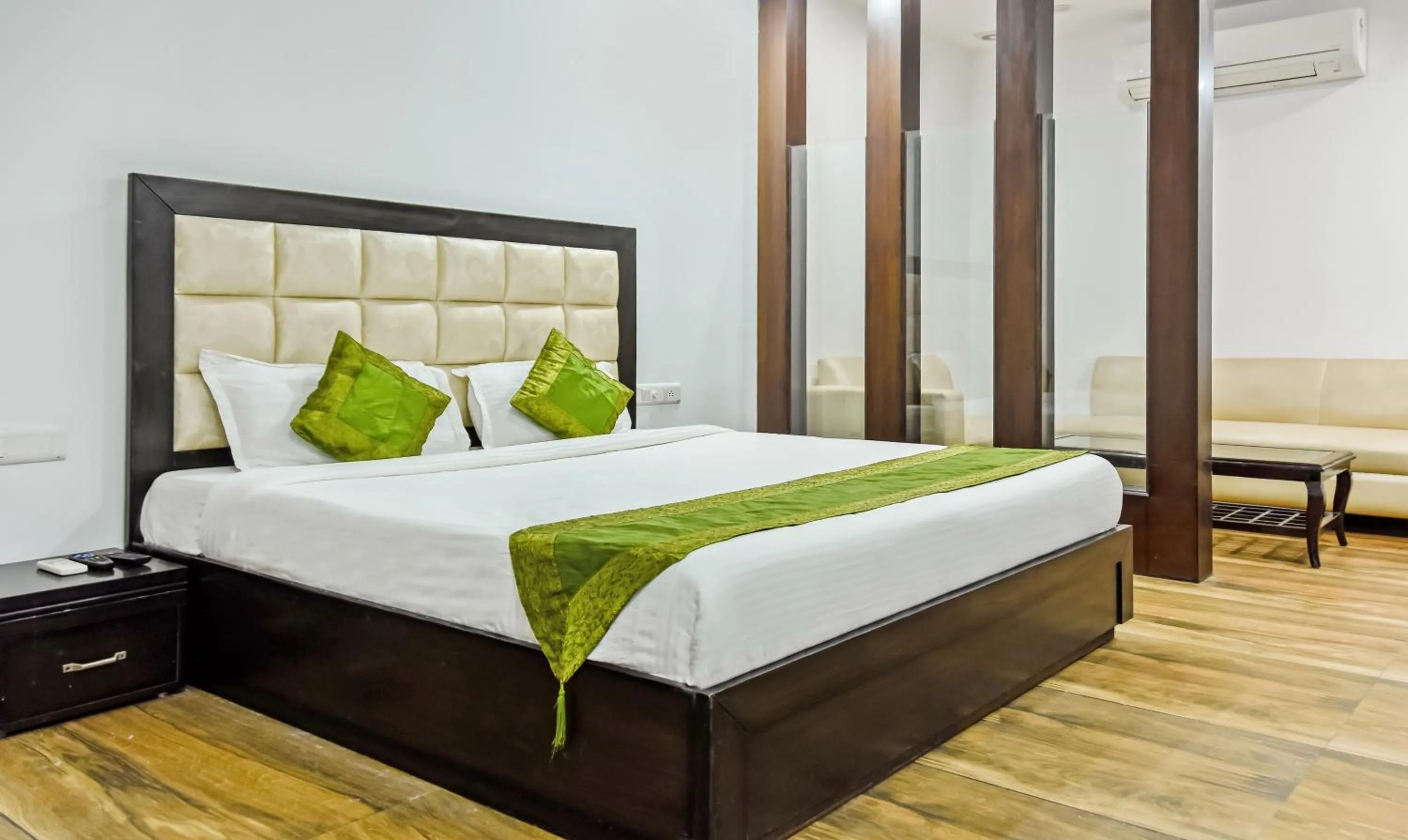 Bedroom, Bed in Treebo Red Petal Jalandhar