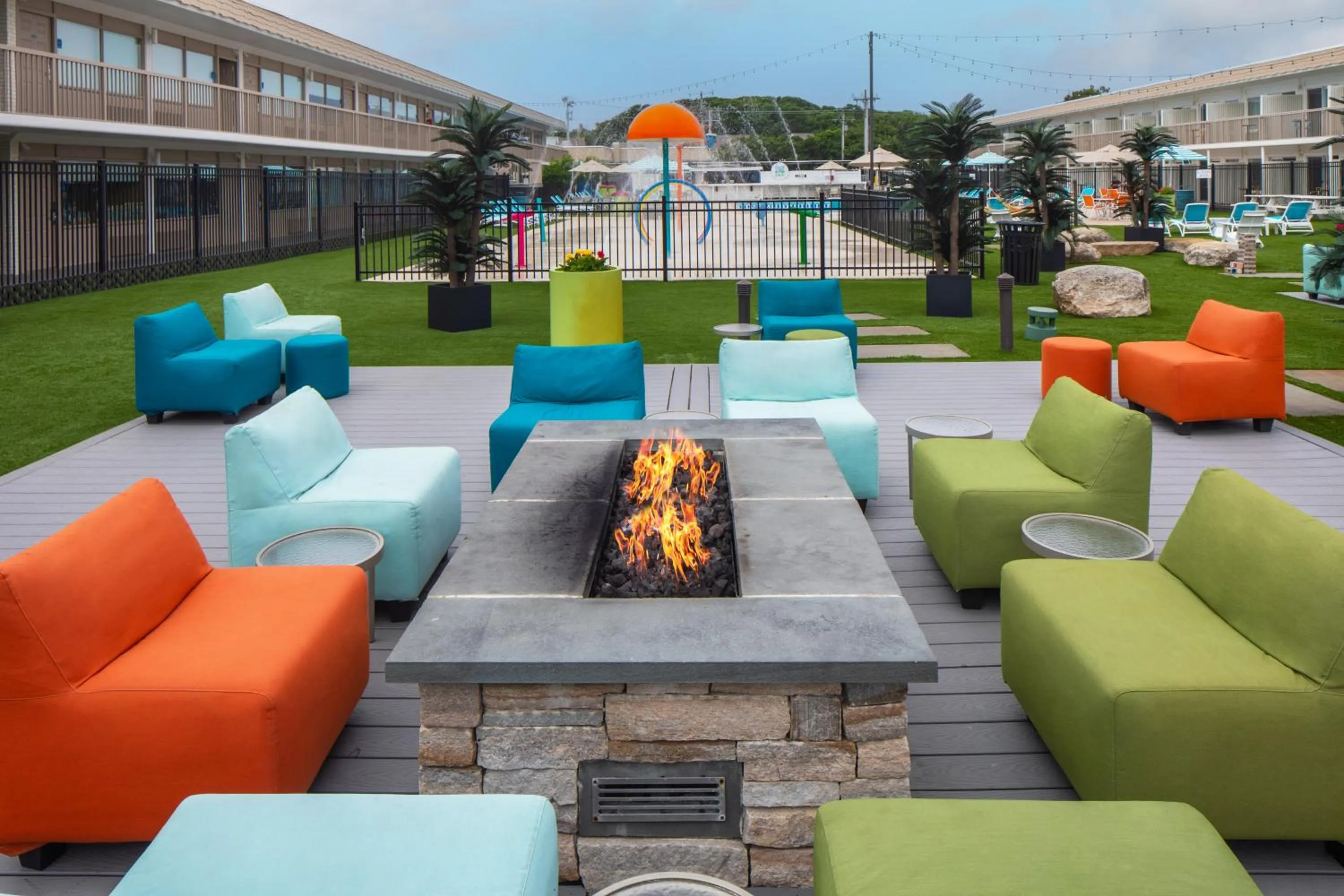 Inner courtyard view in Harbor Hotel Provincetown