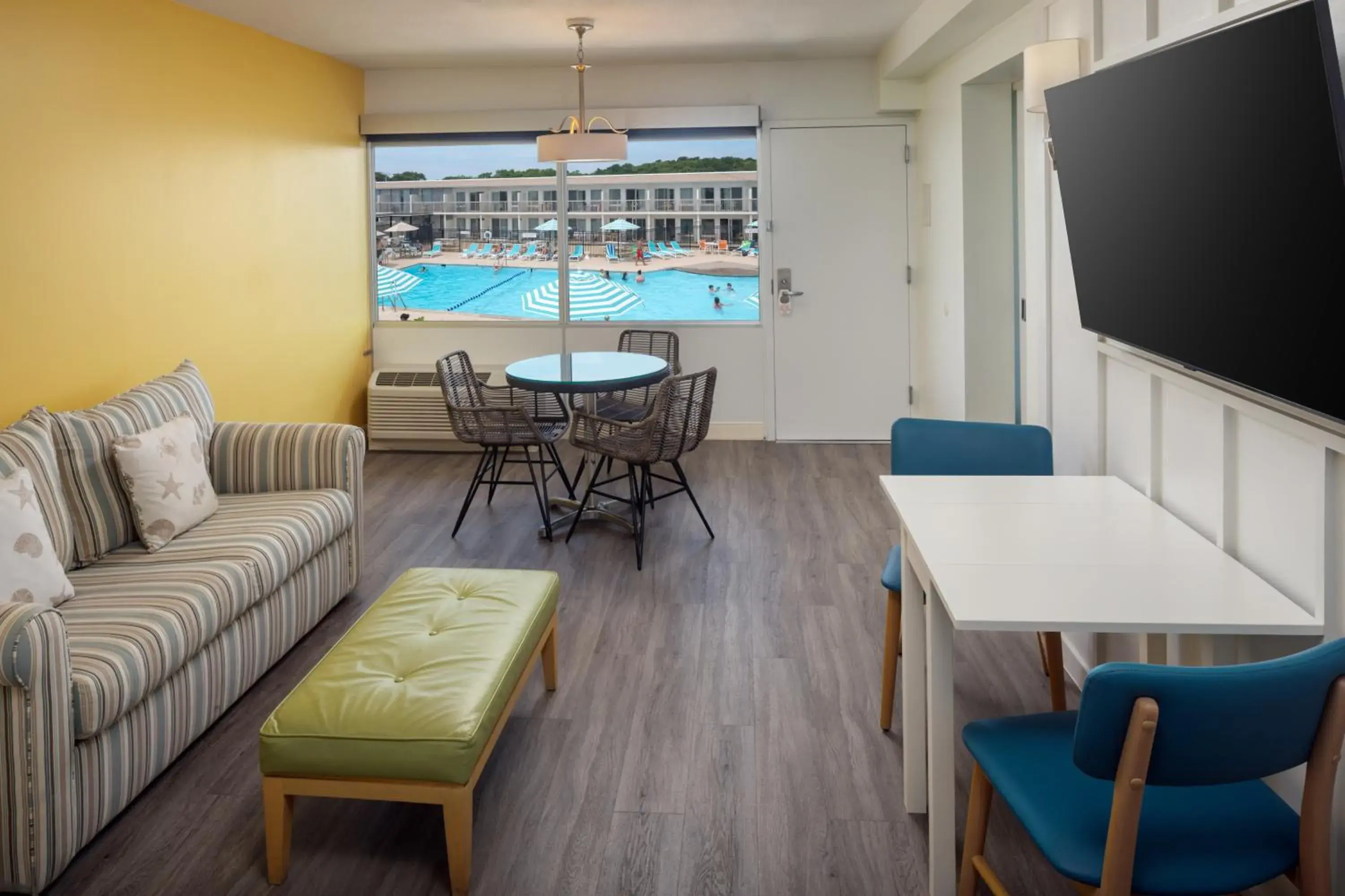 Living room in Harbor Hotel Provincetown Living room in Harbor Hotel Provincetown