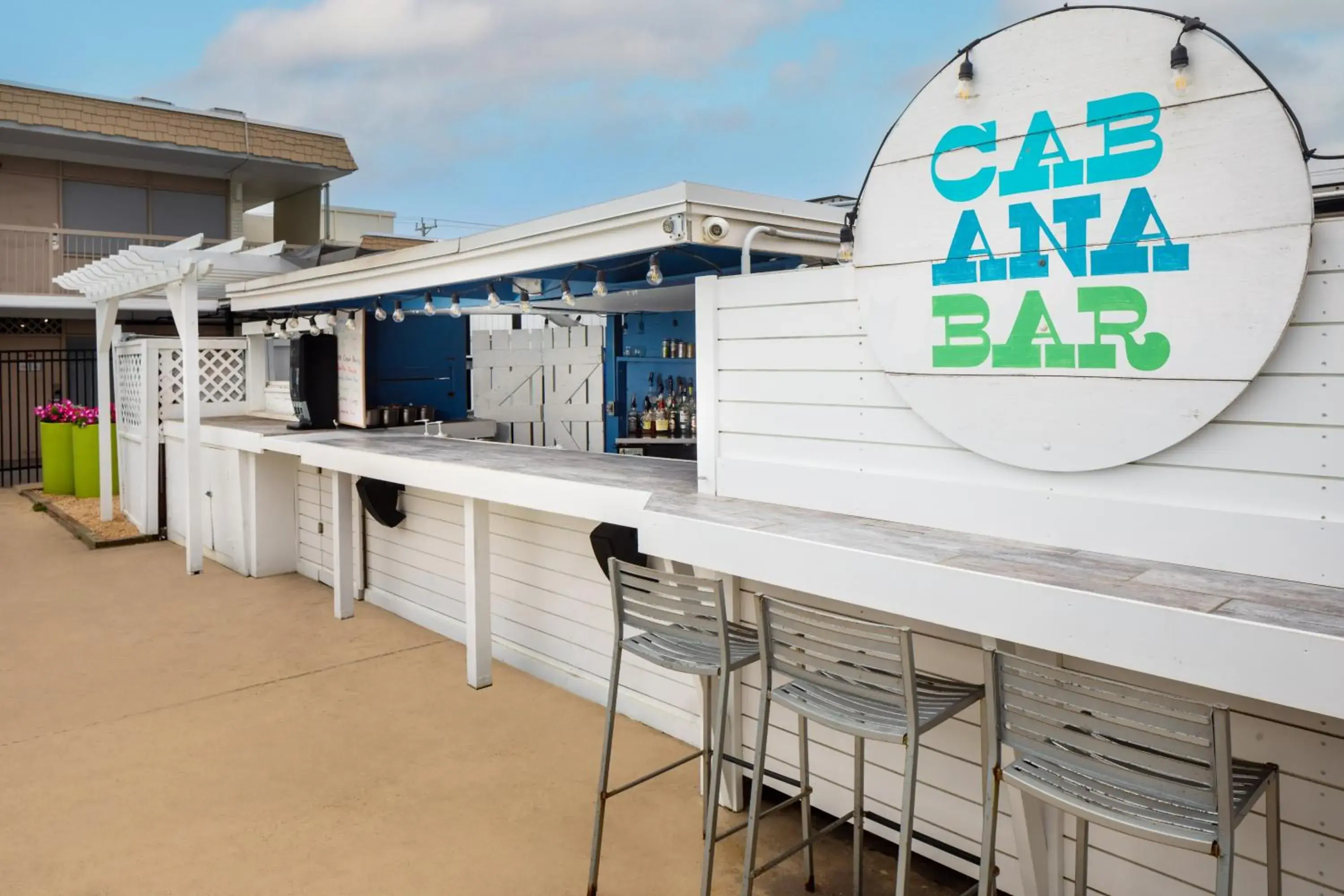 Lounge or bar in Harbor Hotel Provincetown Lounge or bar in Harbor Hotel Provincetown