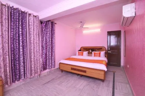 Hotel O Rajesh Palace