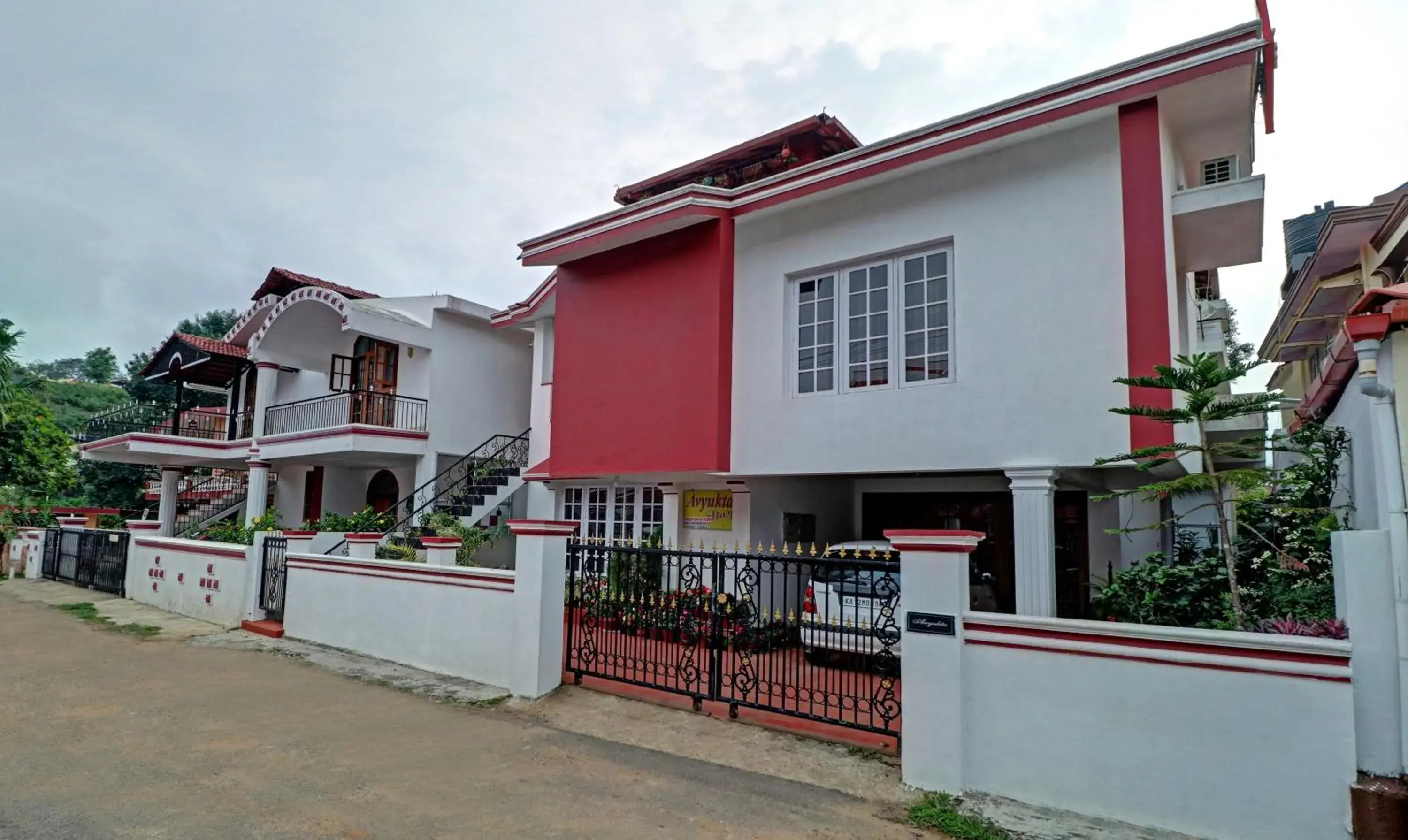 Property building in Treebo Avyukta Stay Property building in Treebo Avyukta Stay