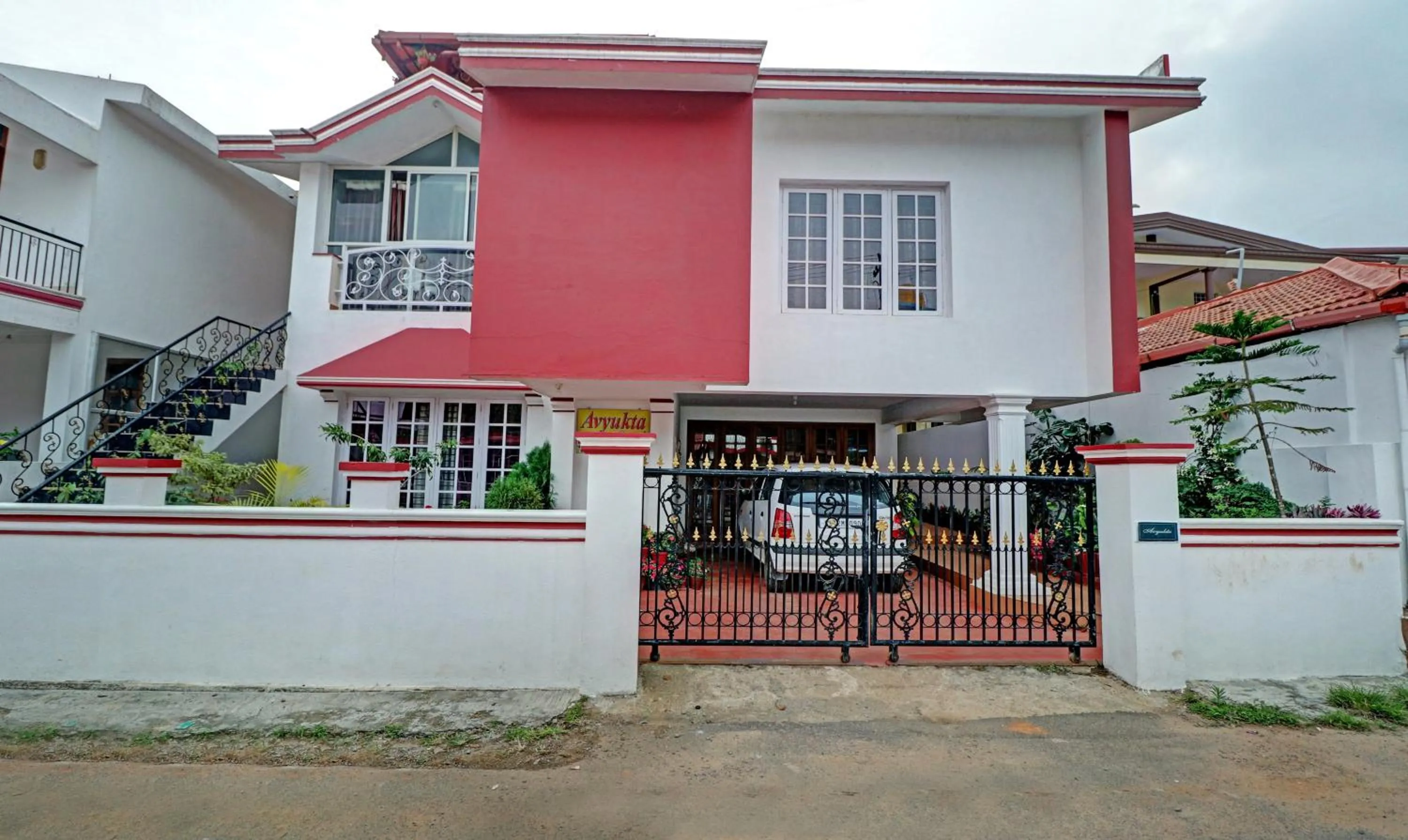 Property building in Treebo Avyukta Stay