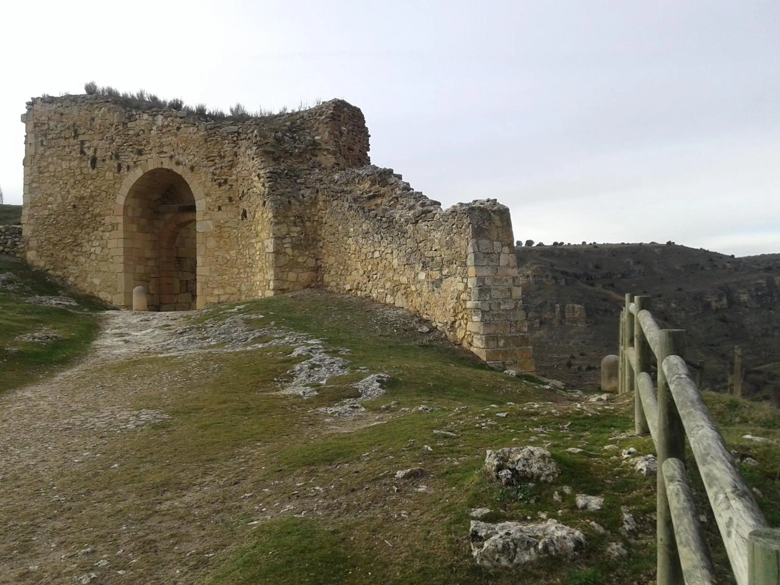 Hiking in Hotel Puerta Sepúlveda