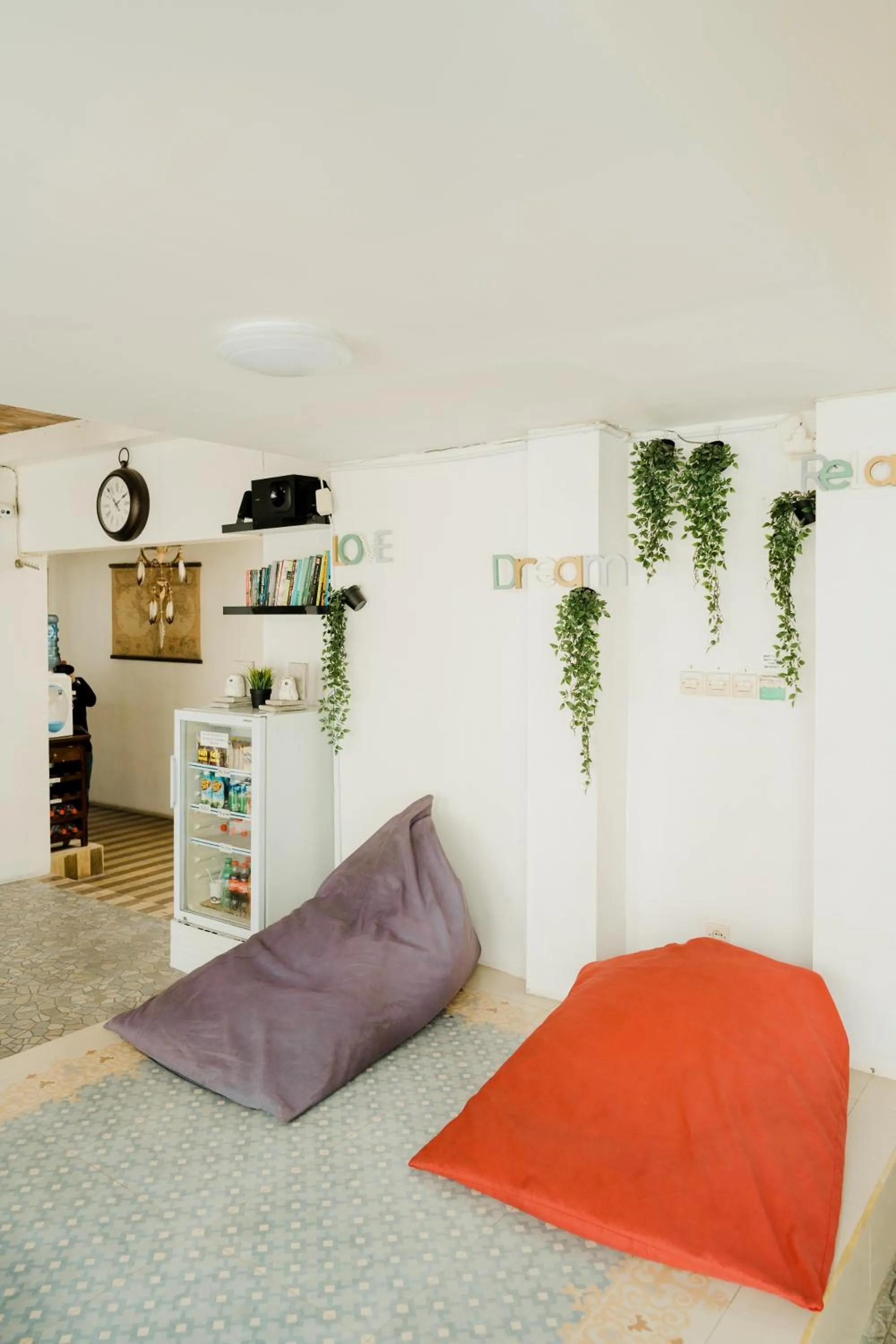 Seating area, Bed in Otu Hostel By Ostic