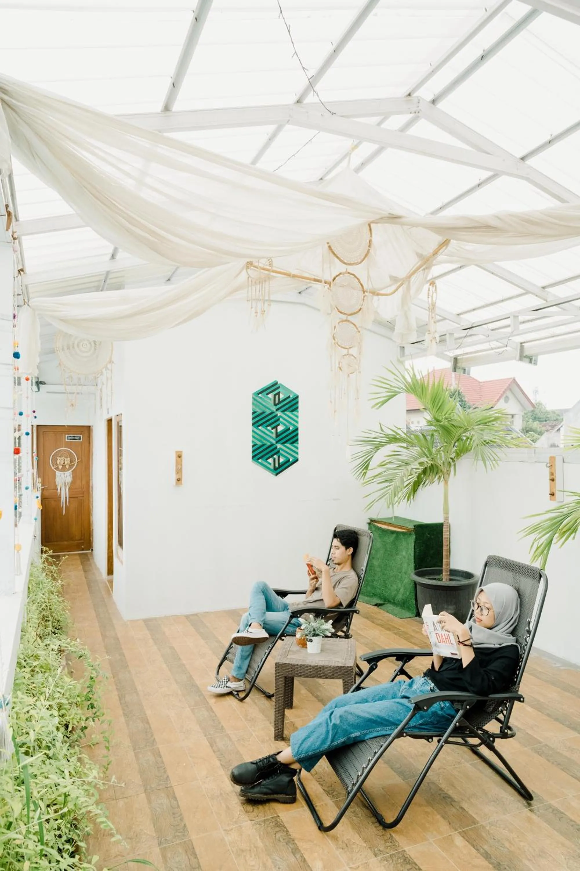 Balcony/Terrace in Otu Hostel By Ostic