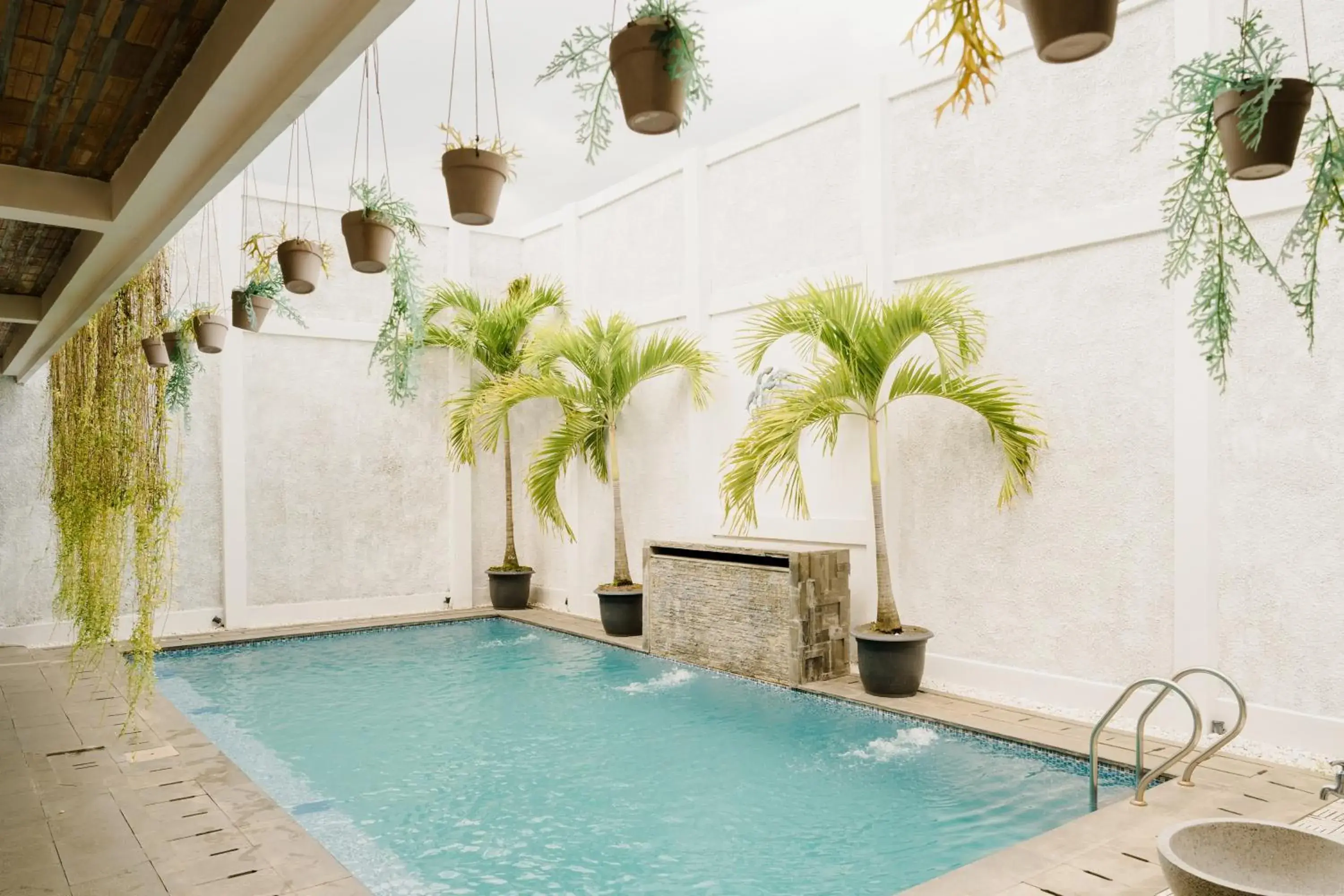 Otu Hostel By Ostic Otu Hostel By Ostic