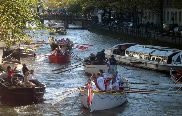 group of guests in The Posthoorn Amsterdam