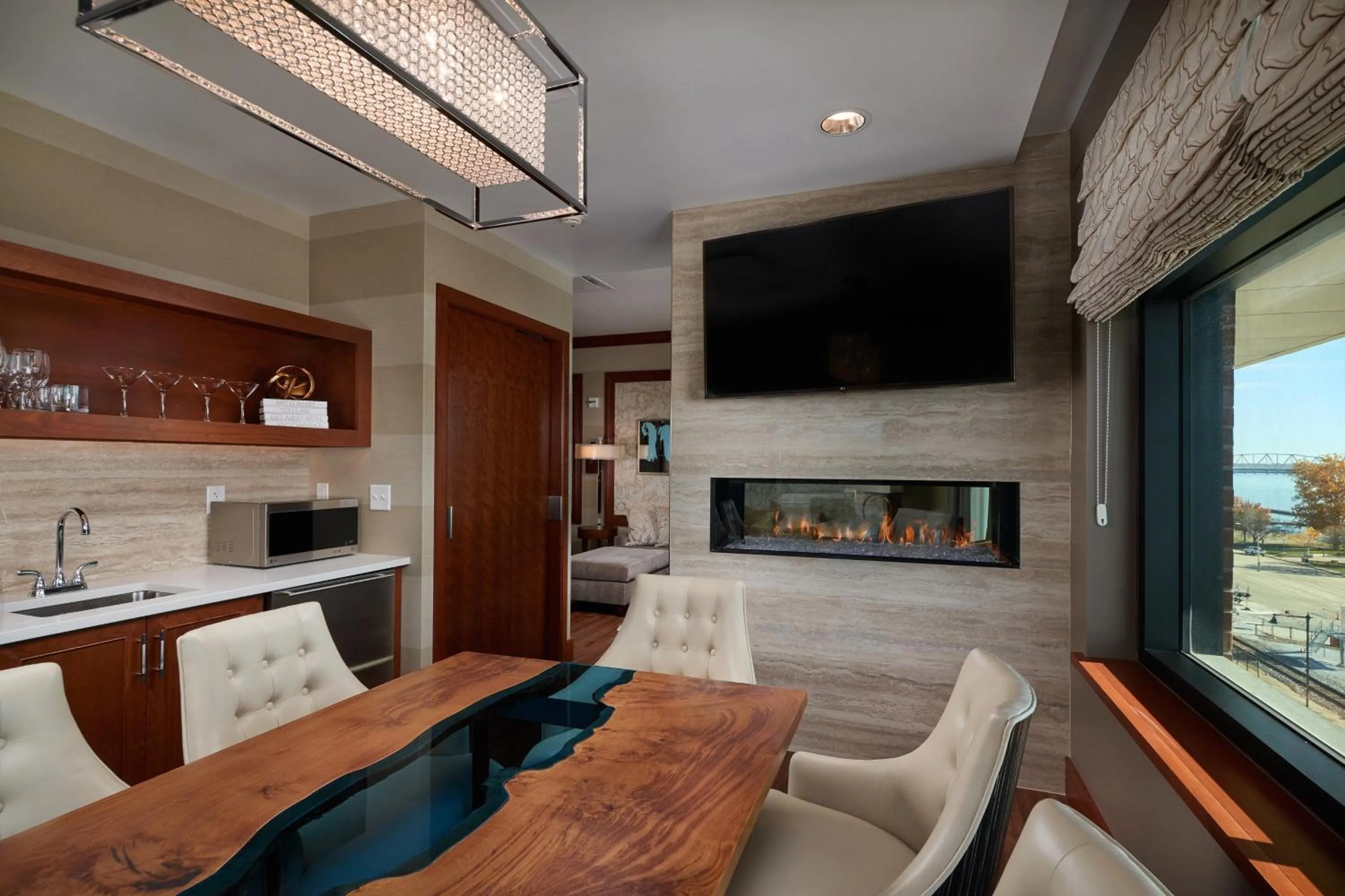 Kitchen or kitchenette in The Merrill Hotel & Conference Center, Muscatine, a Tribute Portfolio Hotel