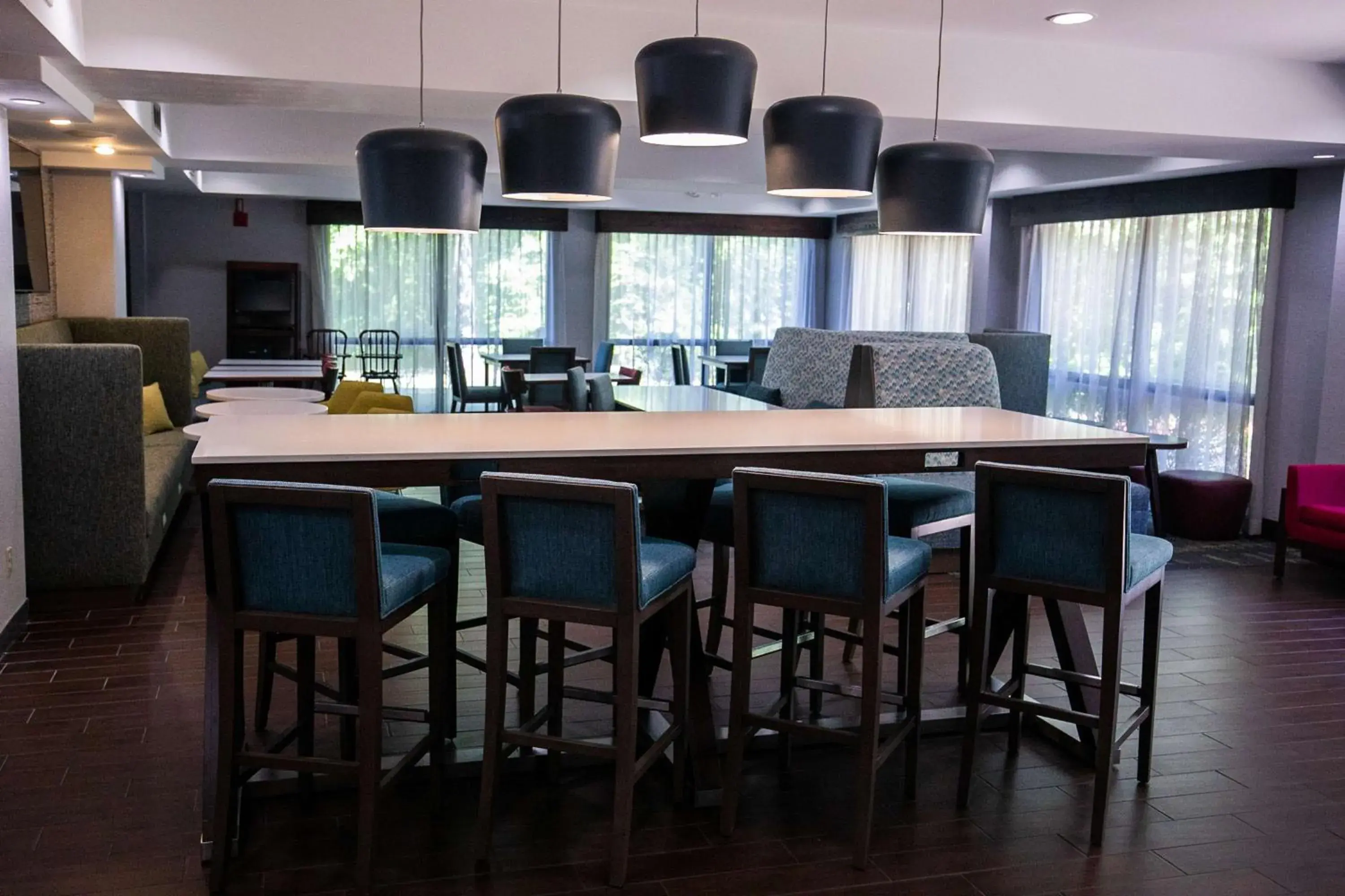 Lobby or reception in Hampton Inn Pickwick Dam-At Shiloh Falls Lobby or reception in Hampton Inn Pickwick Dam-At Shiloh Falls